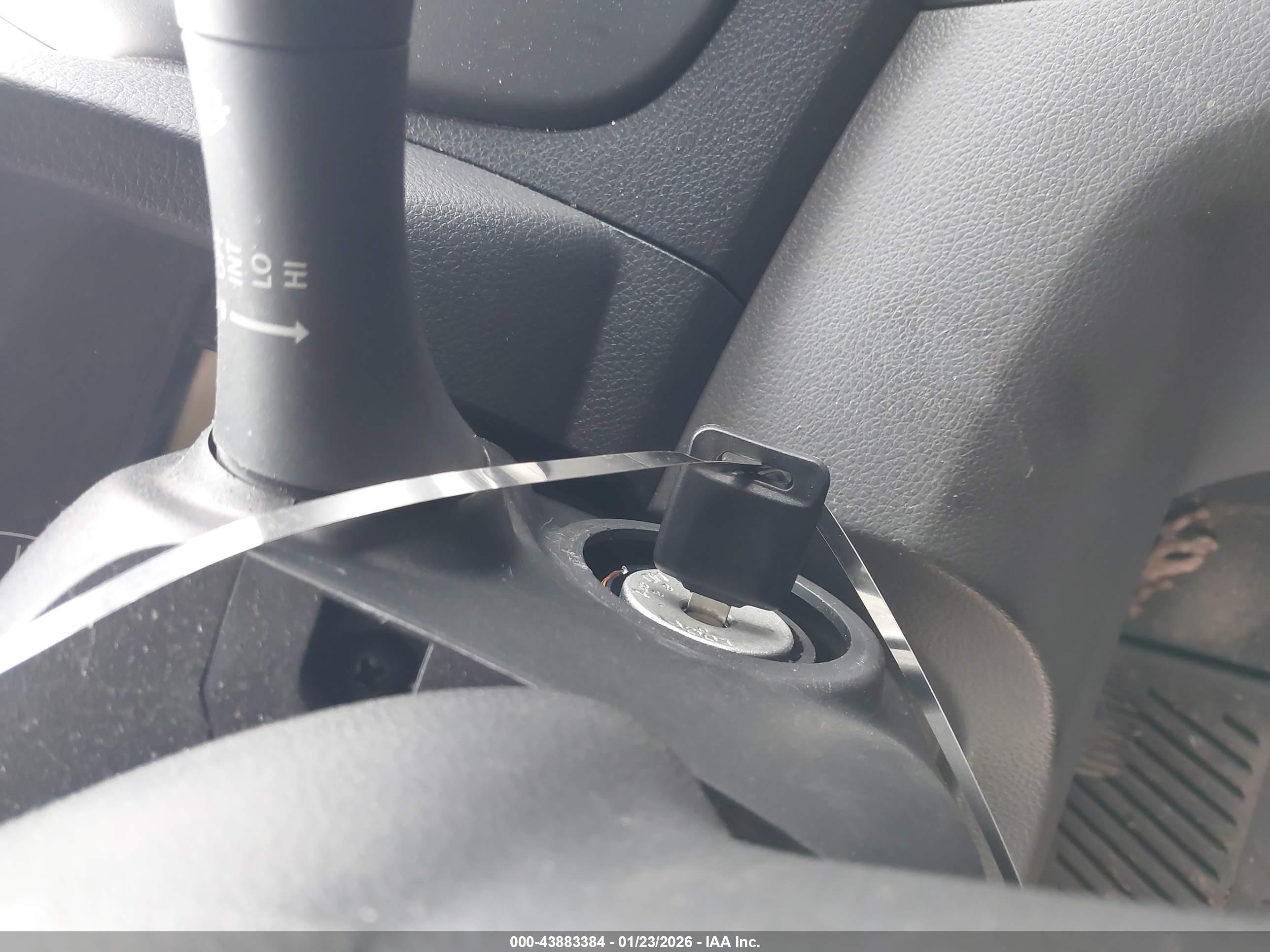 NISSAN NV200 image 11