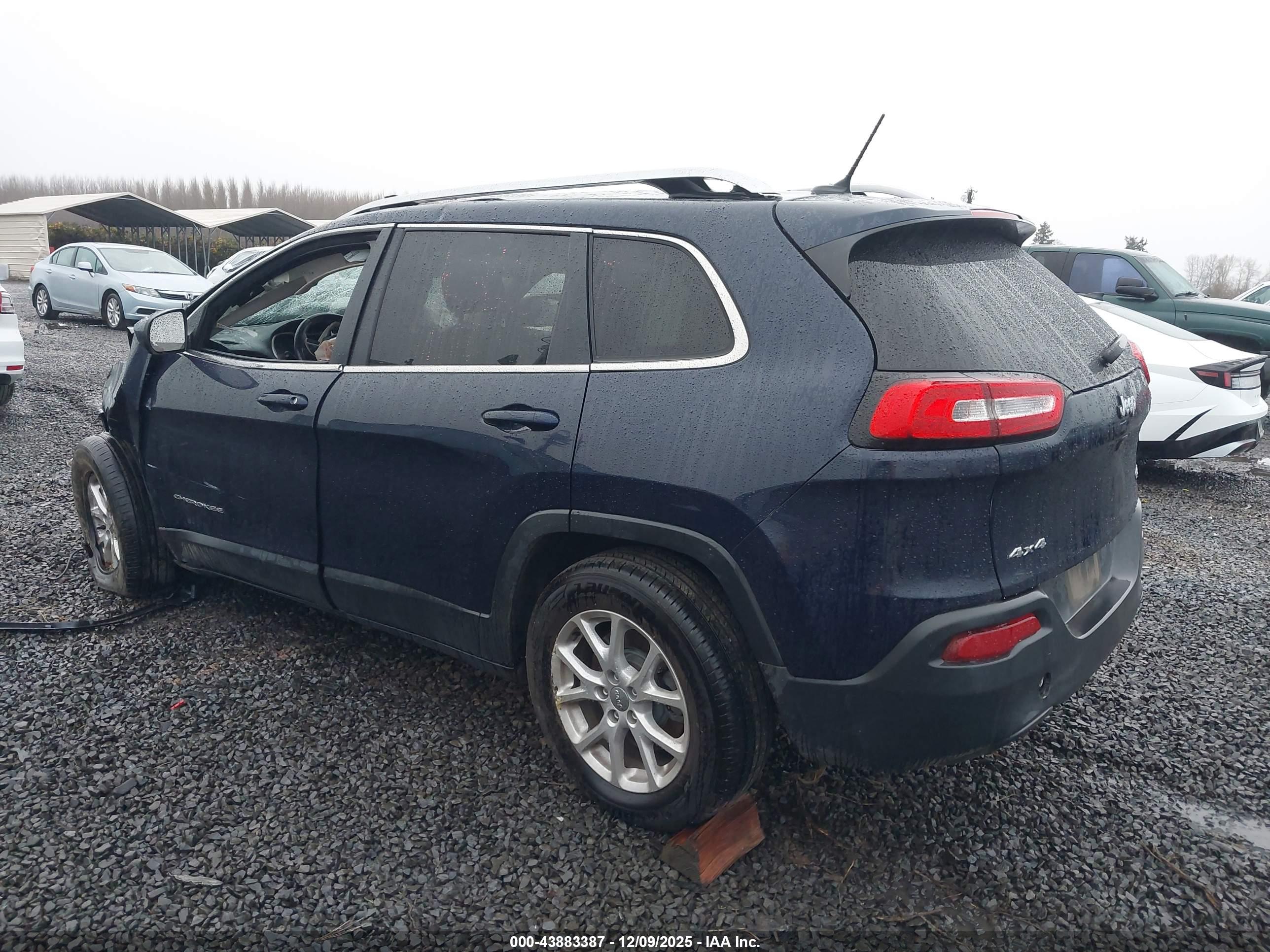 JEEP CHEROKEE image 3