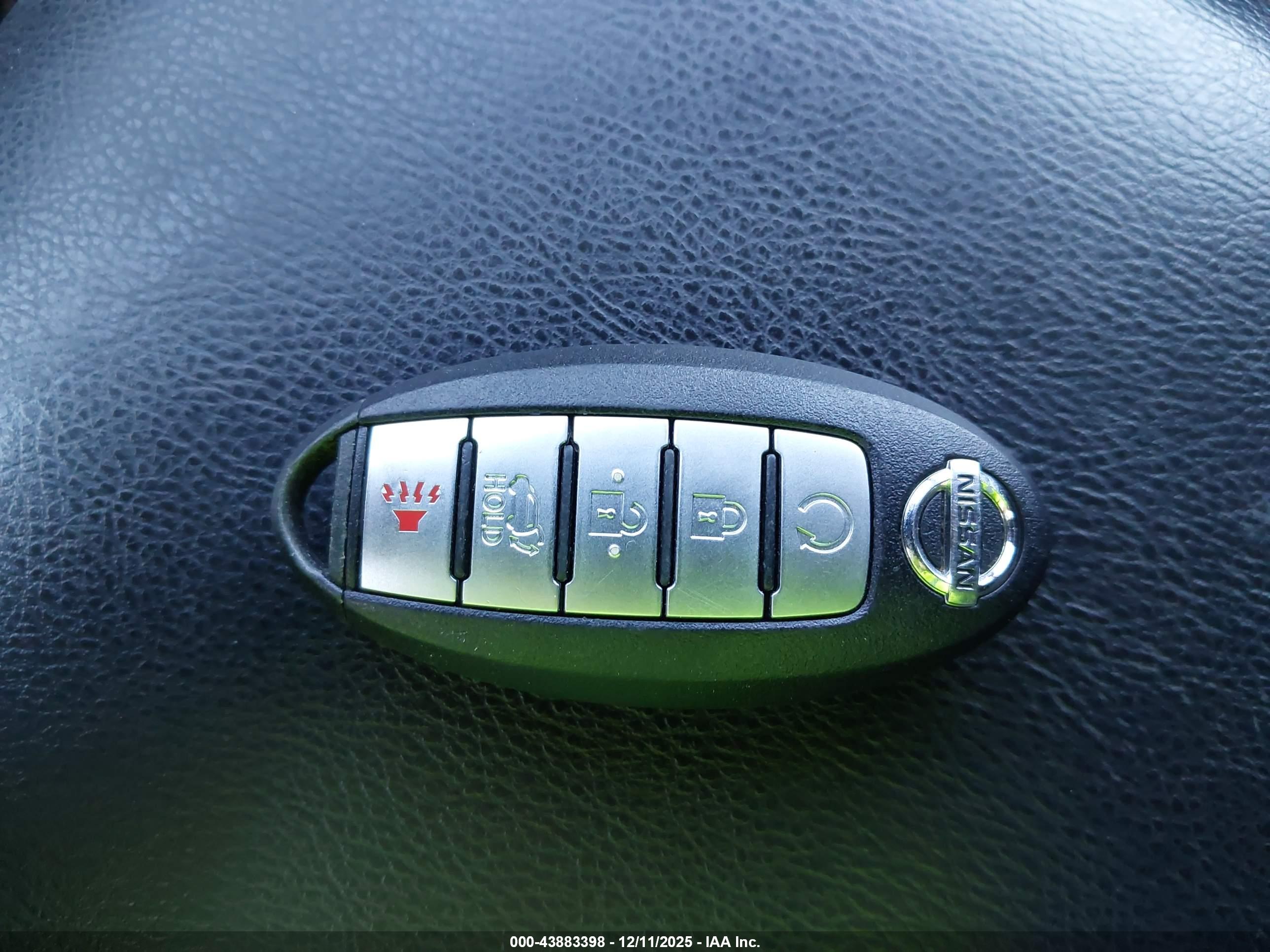 NISSAN PATHFINDER image 11