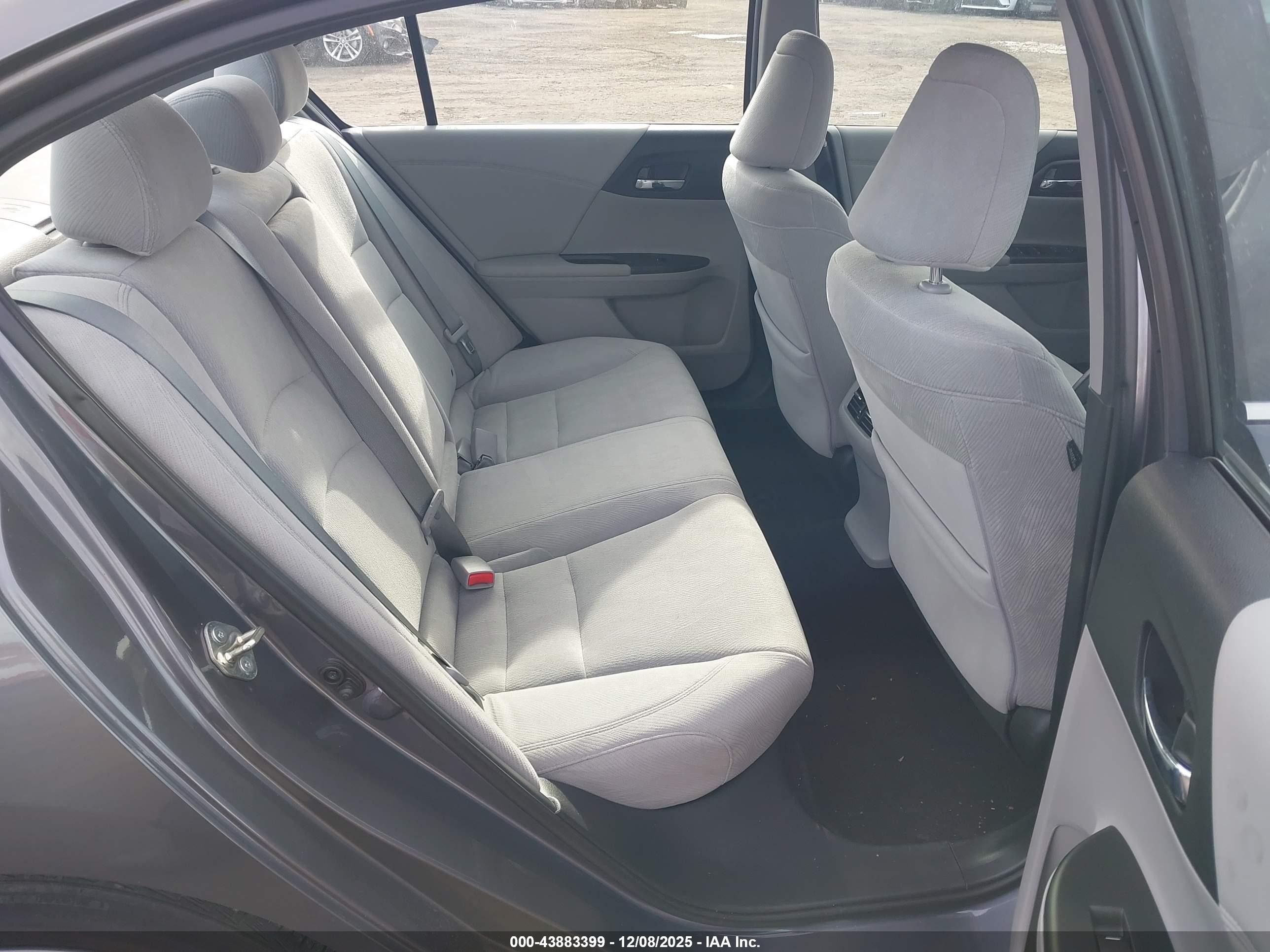 HONDA ACCORD image 8