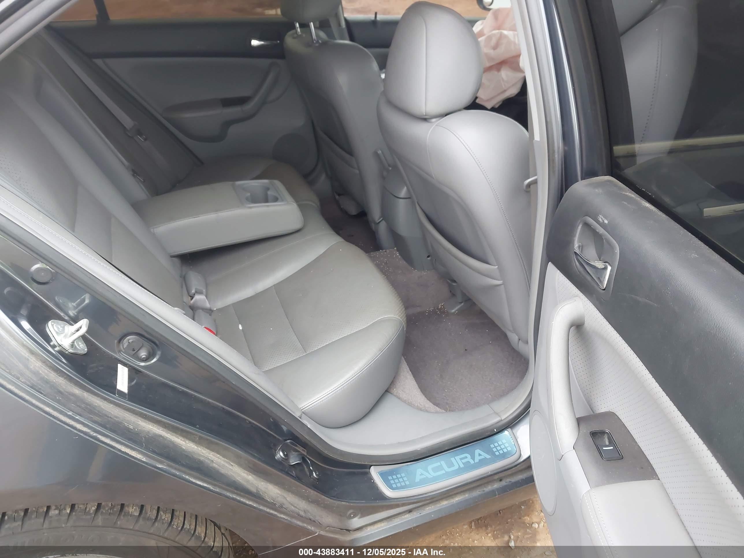 ACURA TSX image 8