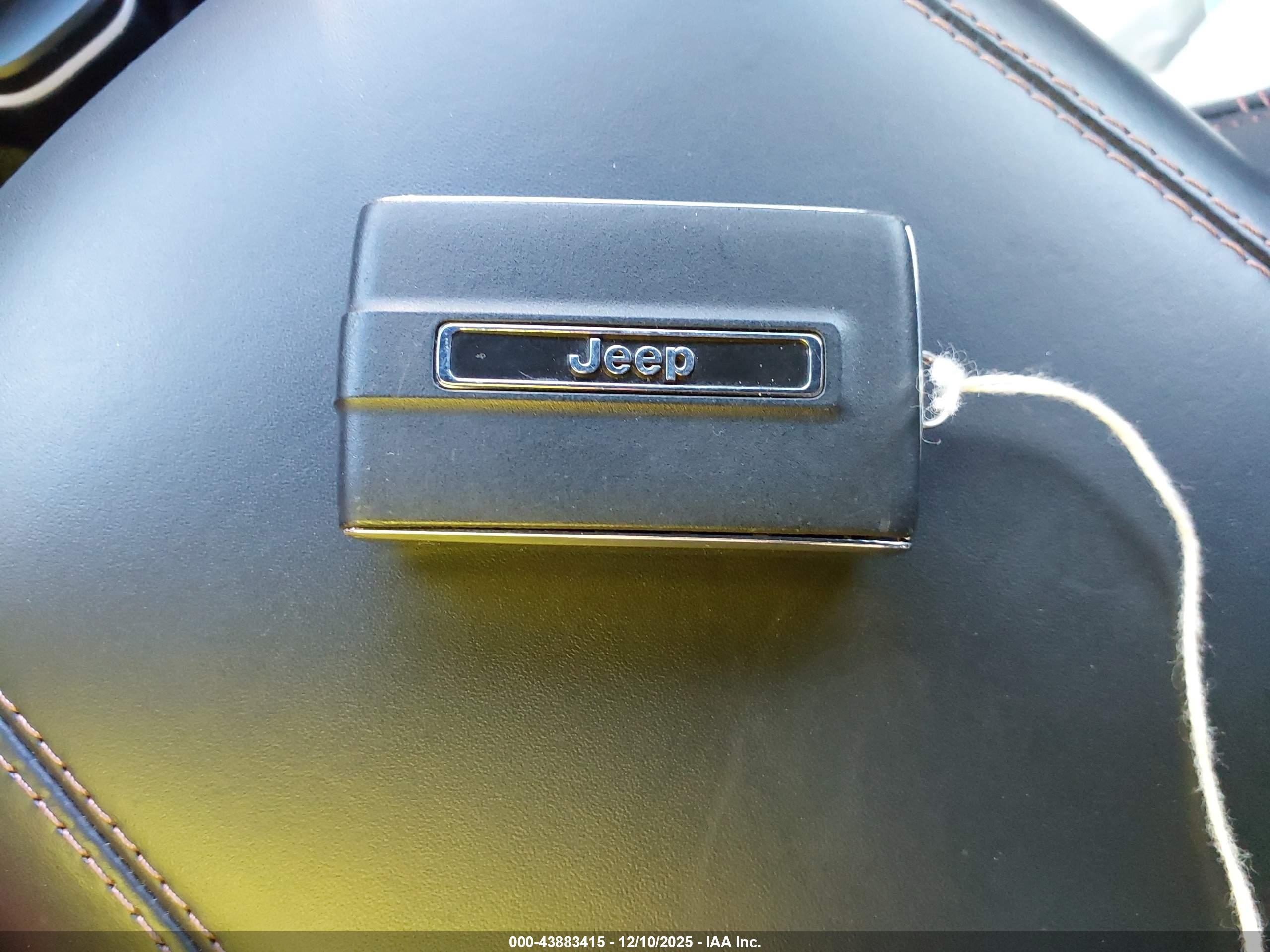 JEEP GRAND image 11