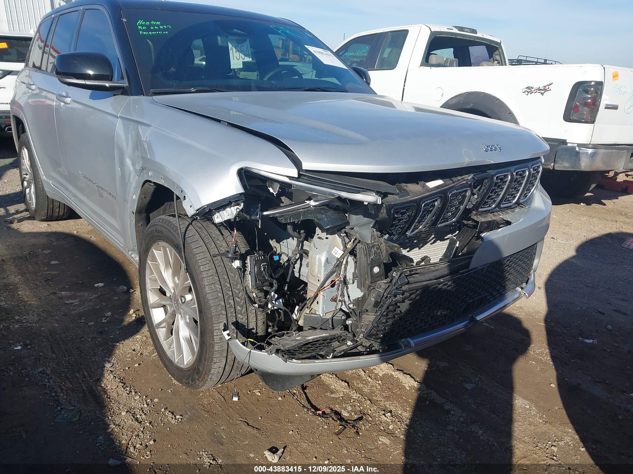 JEEP GRAND image 6