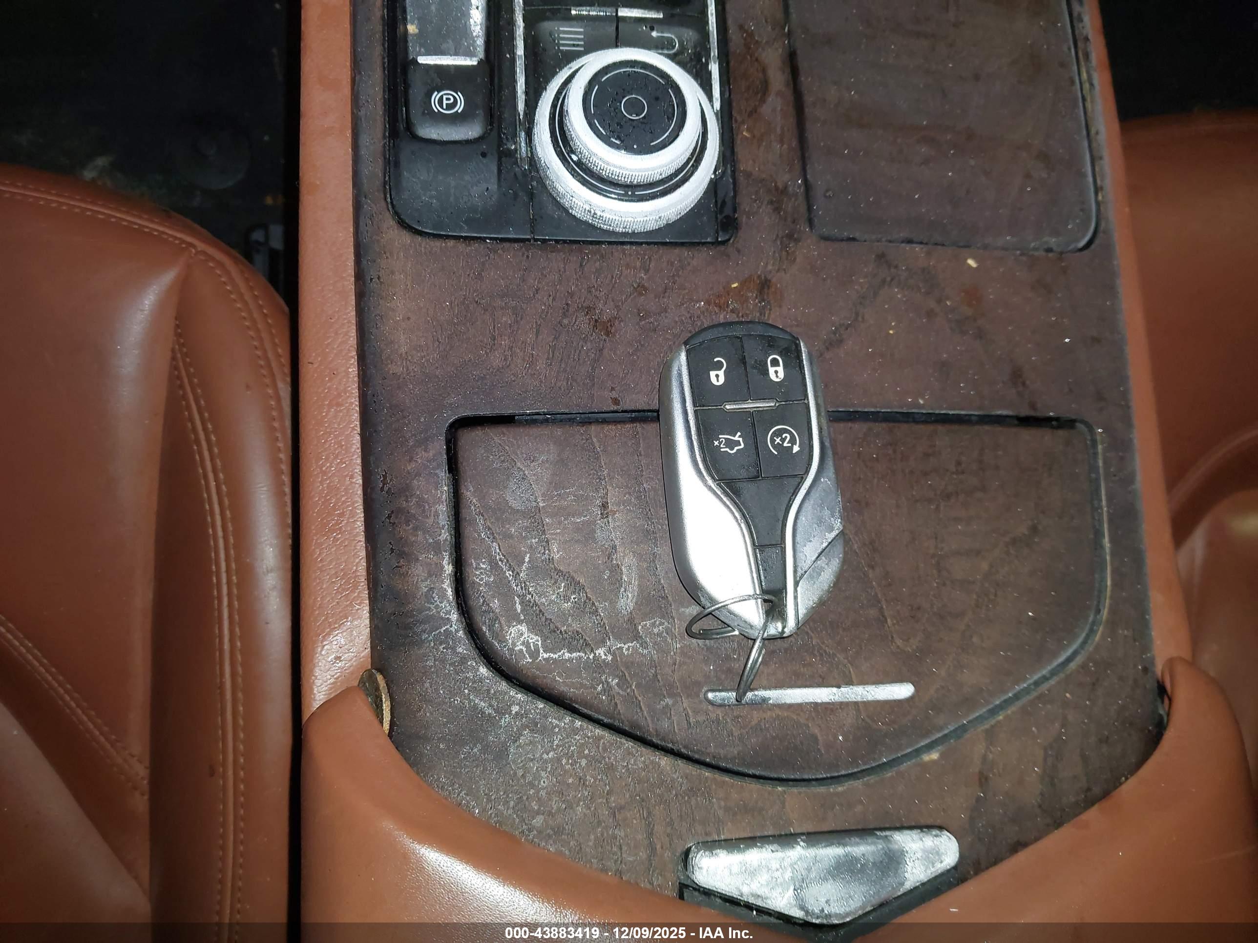 MASERATI QUATTROPORTE image 11