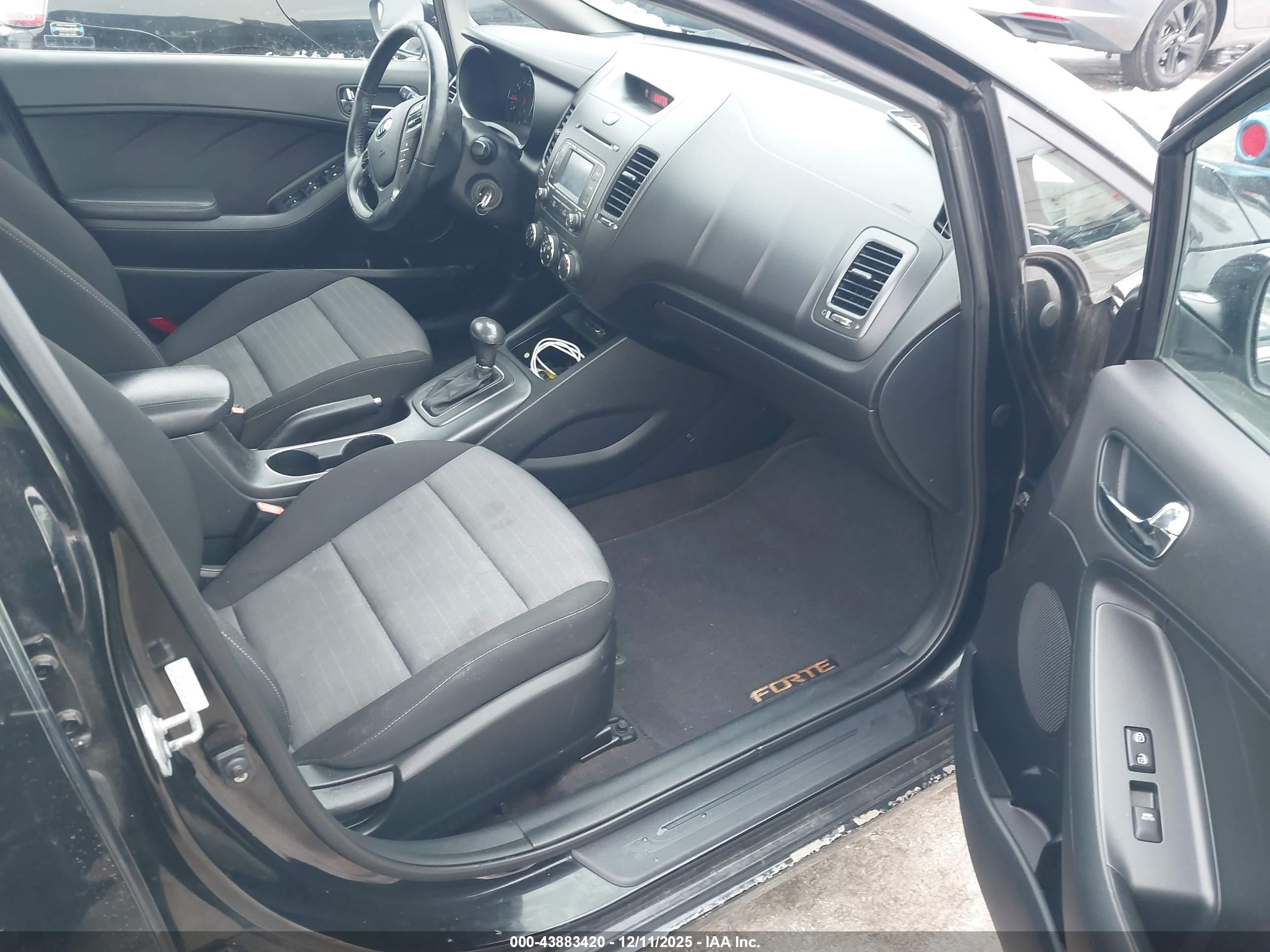 KIA FORTE image 5