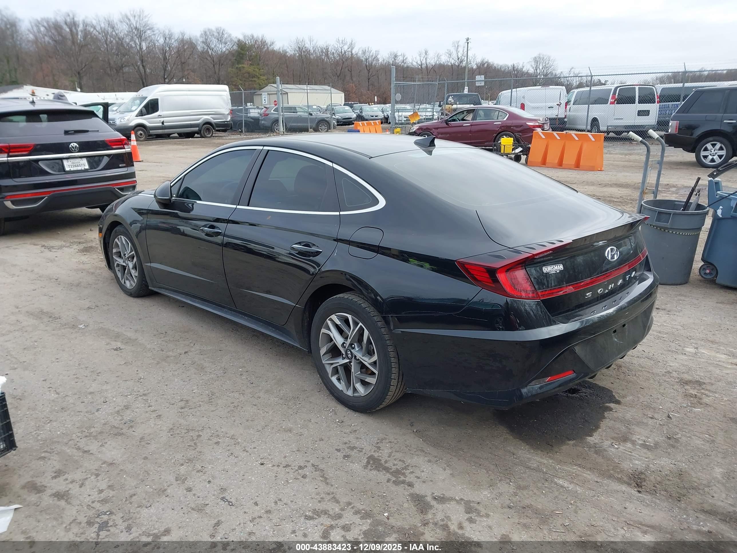 HYUNDAI SONATA image 3
