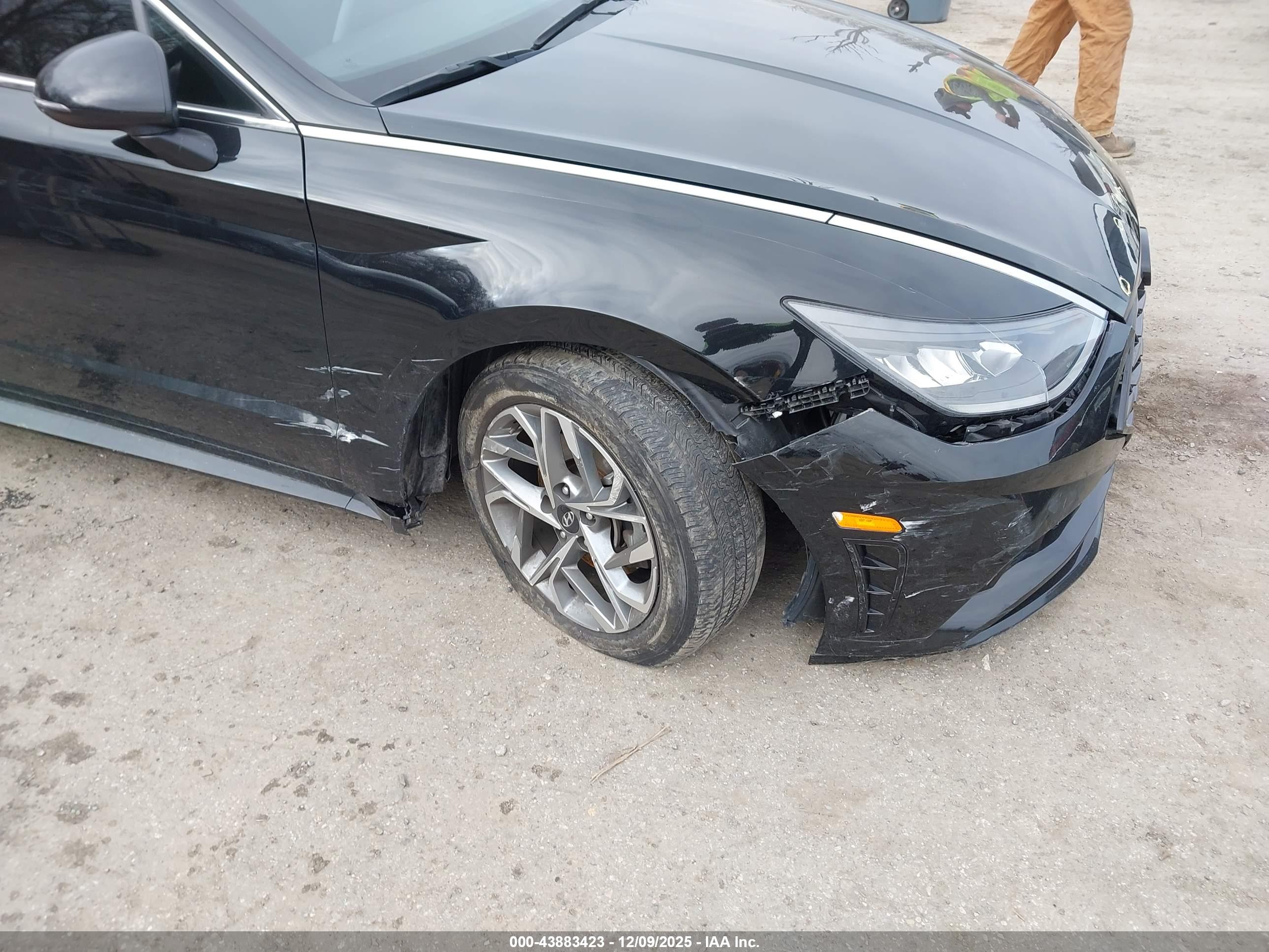 HYUNDAI SONATA image 6