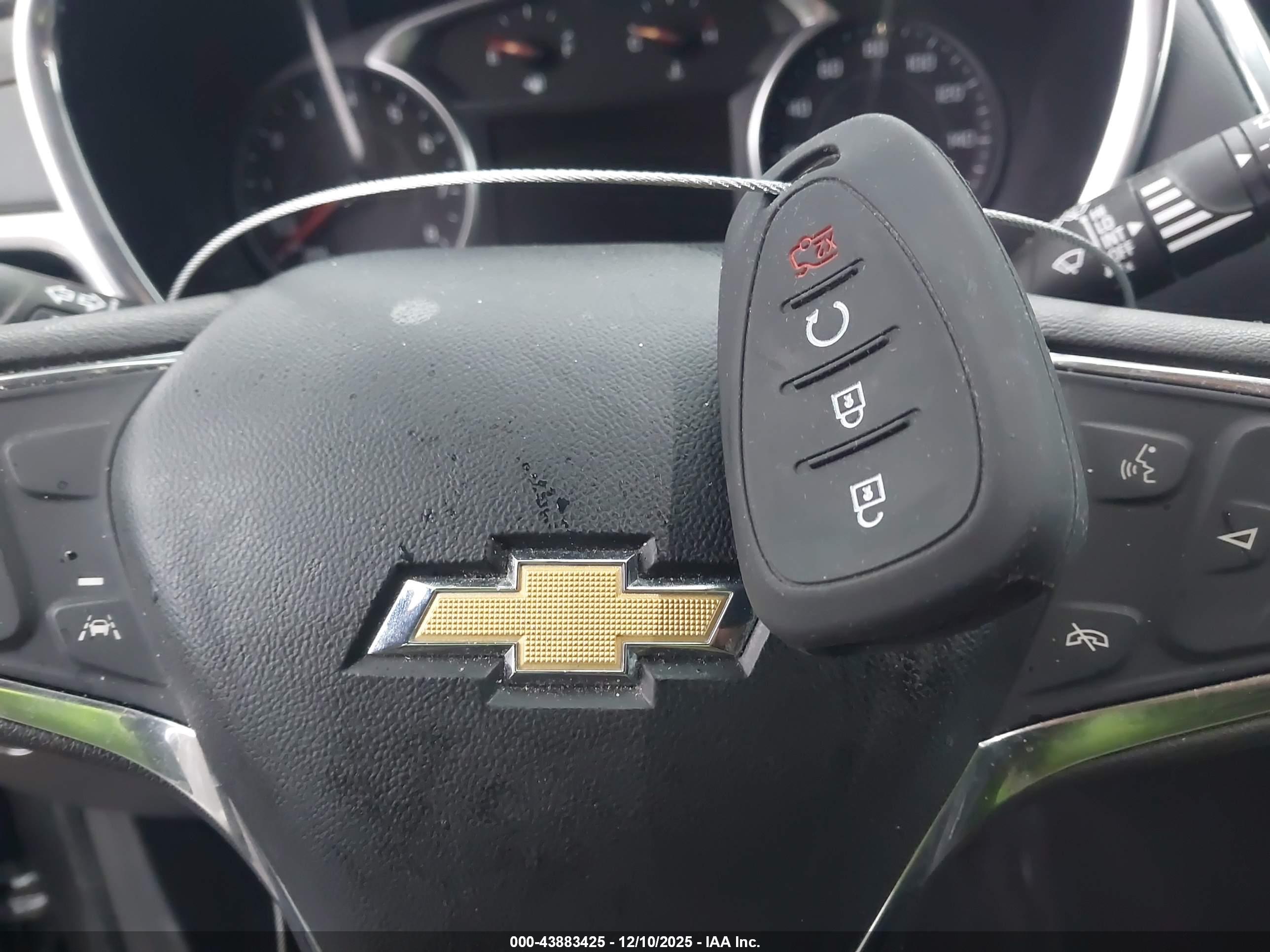 CHEVROLET EQUINOX image 11