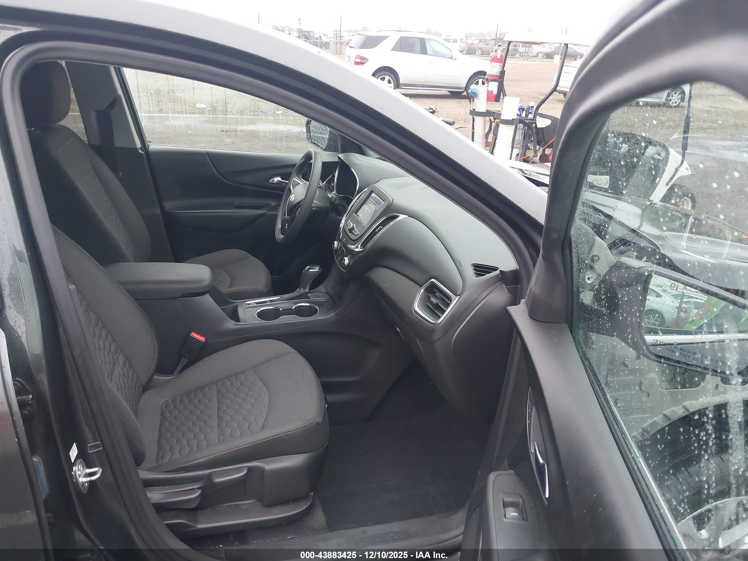 CHEVROLET EQUINOX image 5