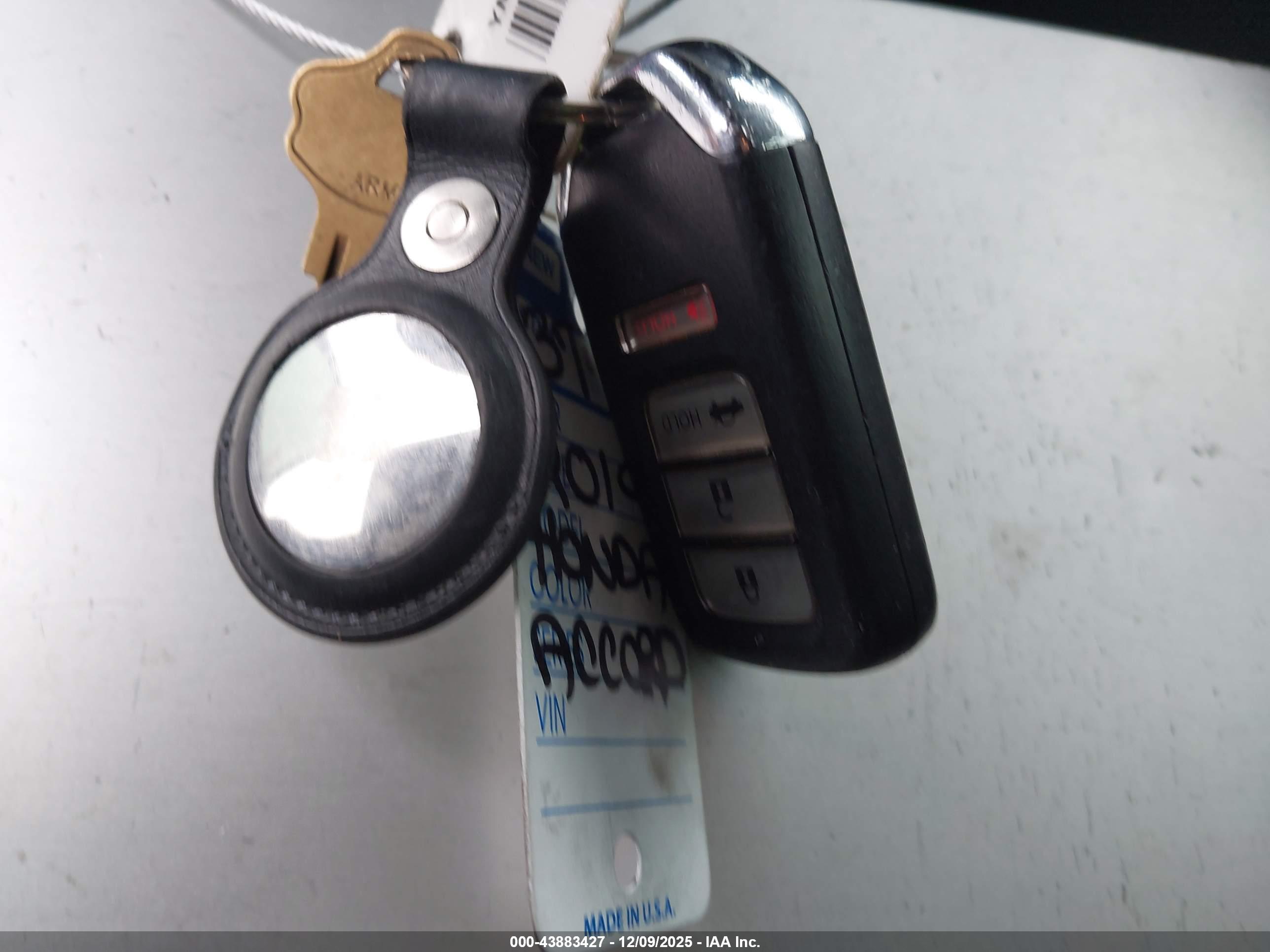 HONDA ACCORD image 11