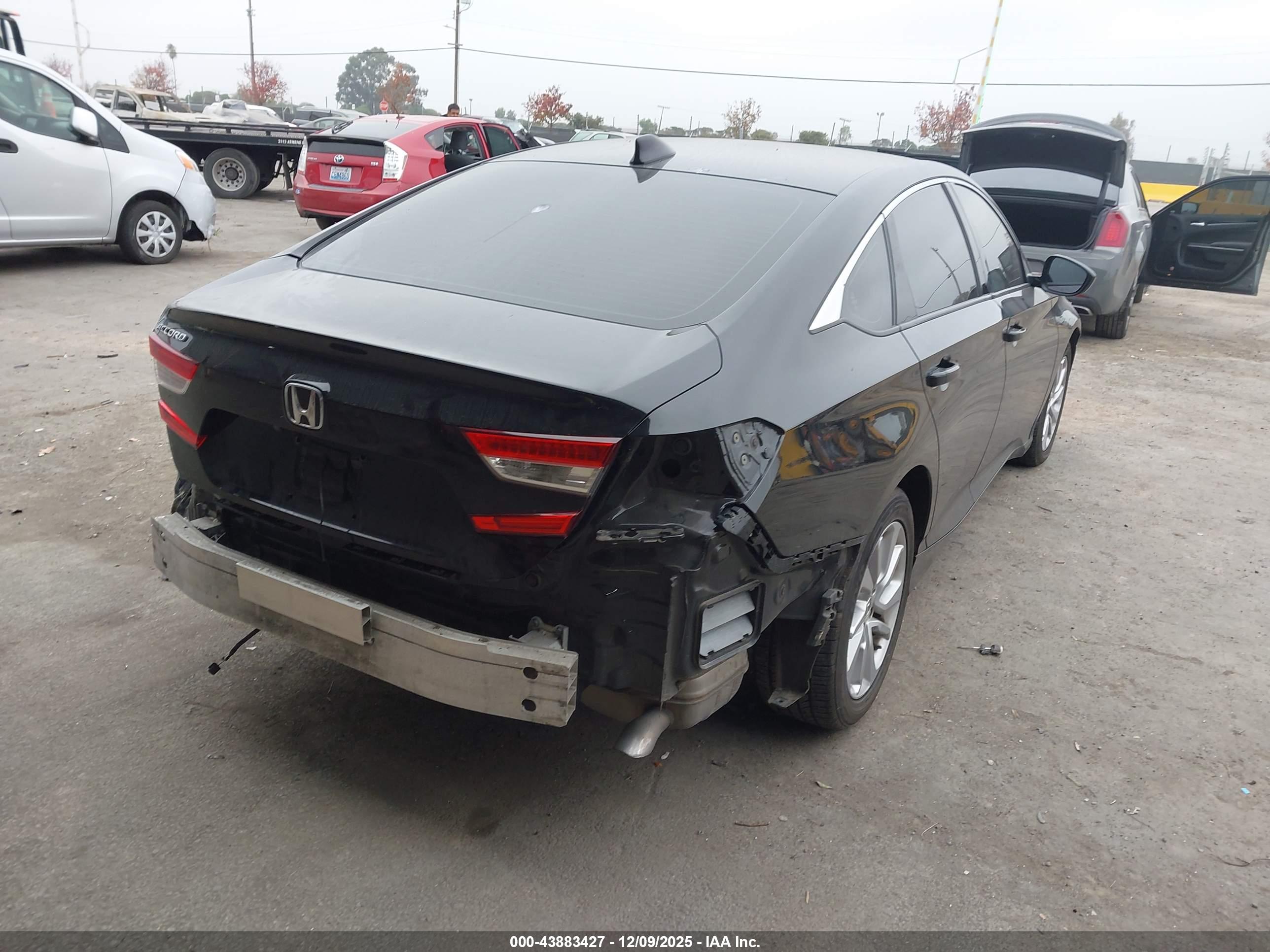 HONDA ACCORD image 4