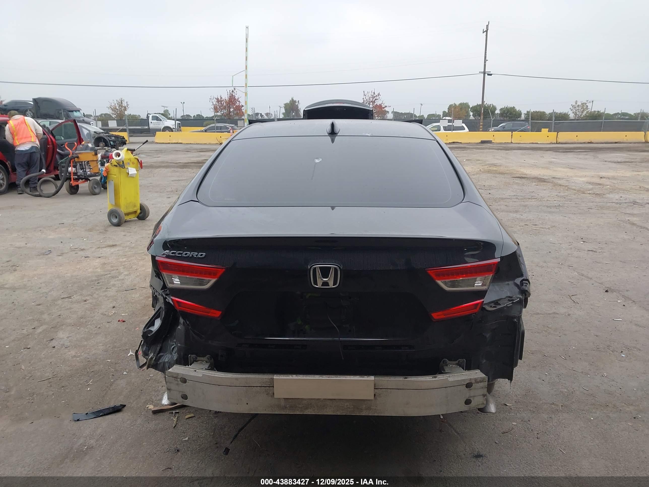 HONDA ACCORD image 6