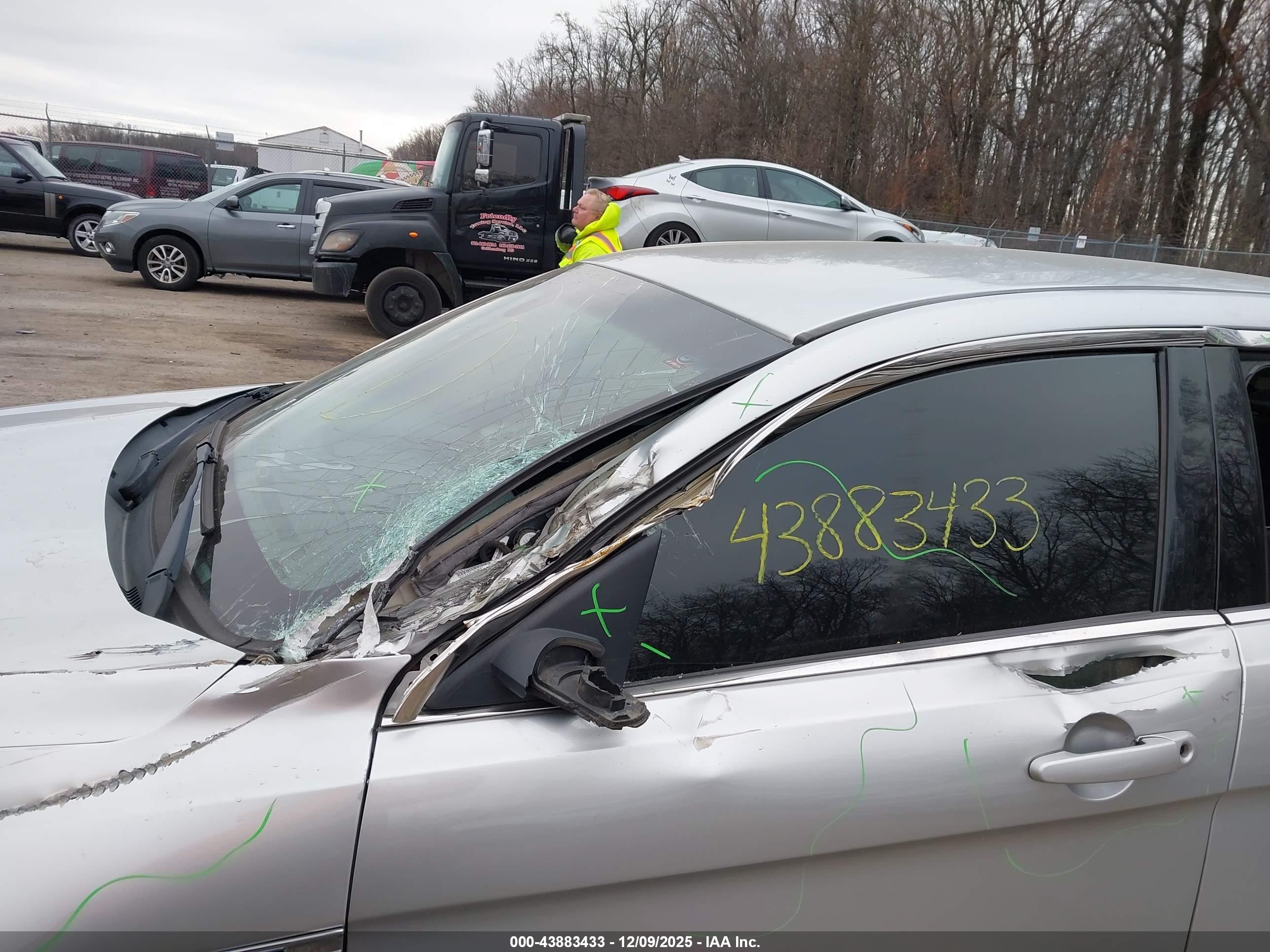 FORD TAURUS image 6
