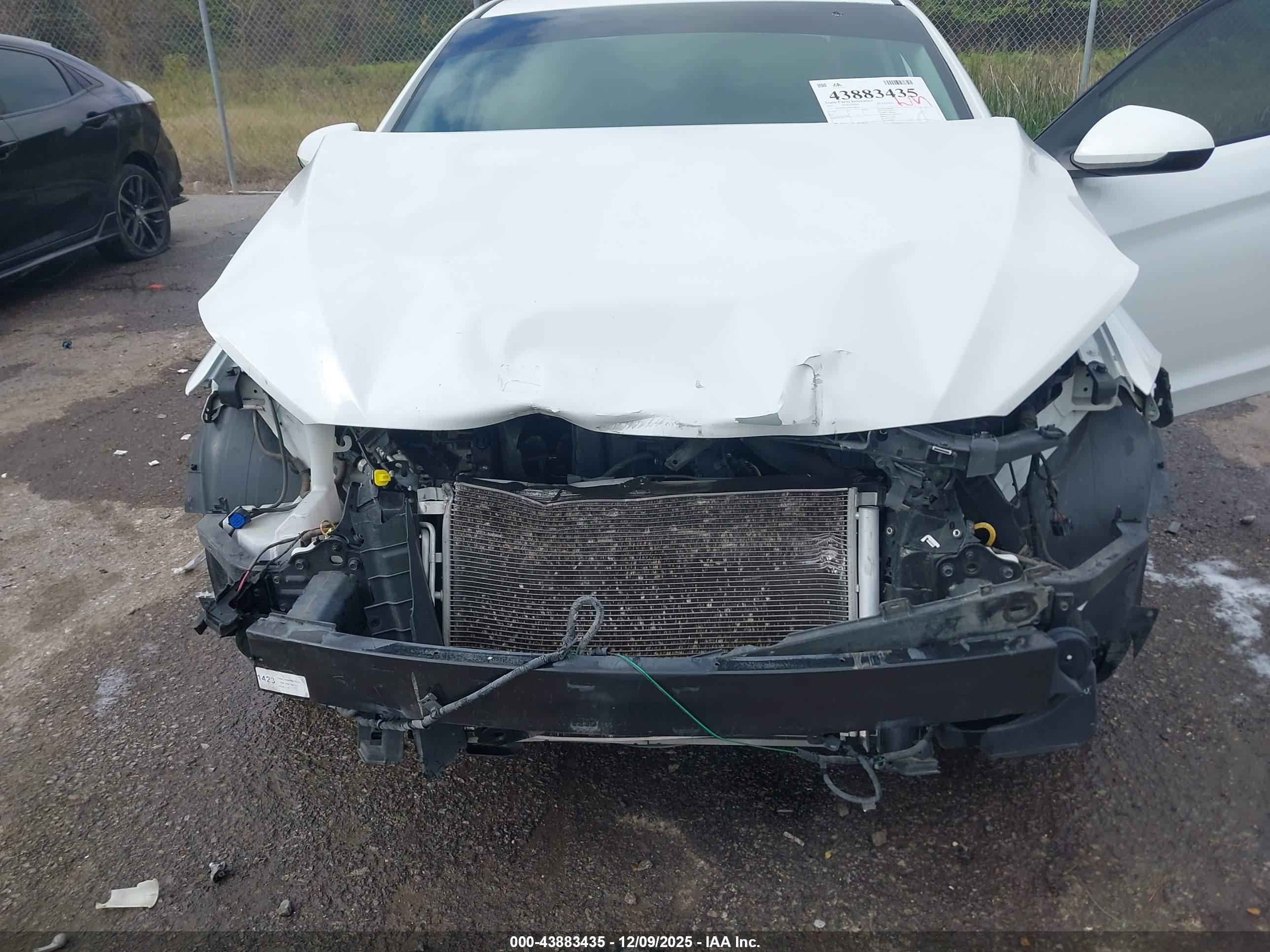 HYUNDAI ELANTRA image 10
