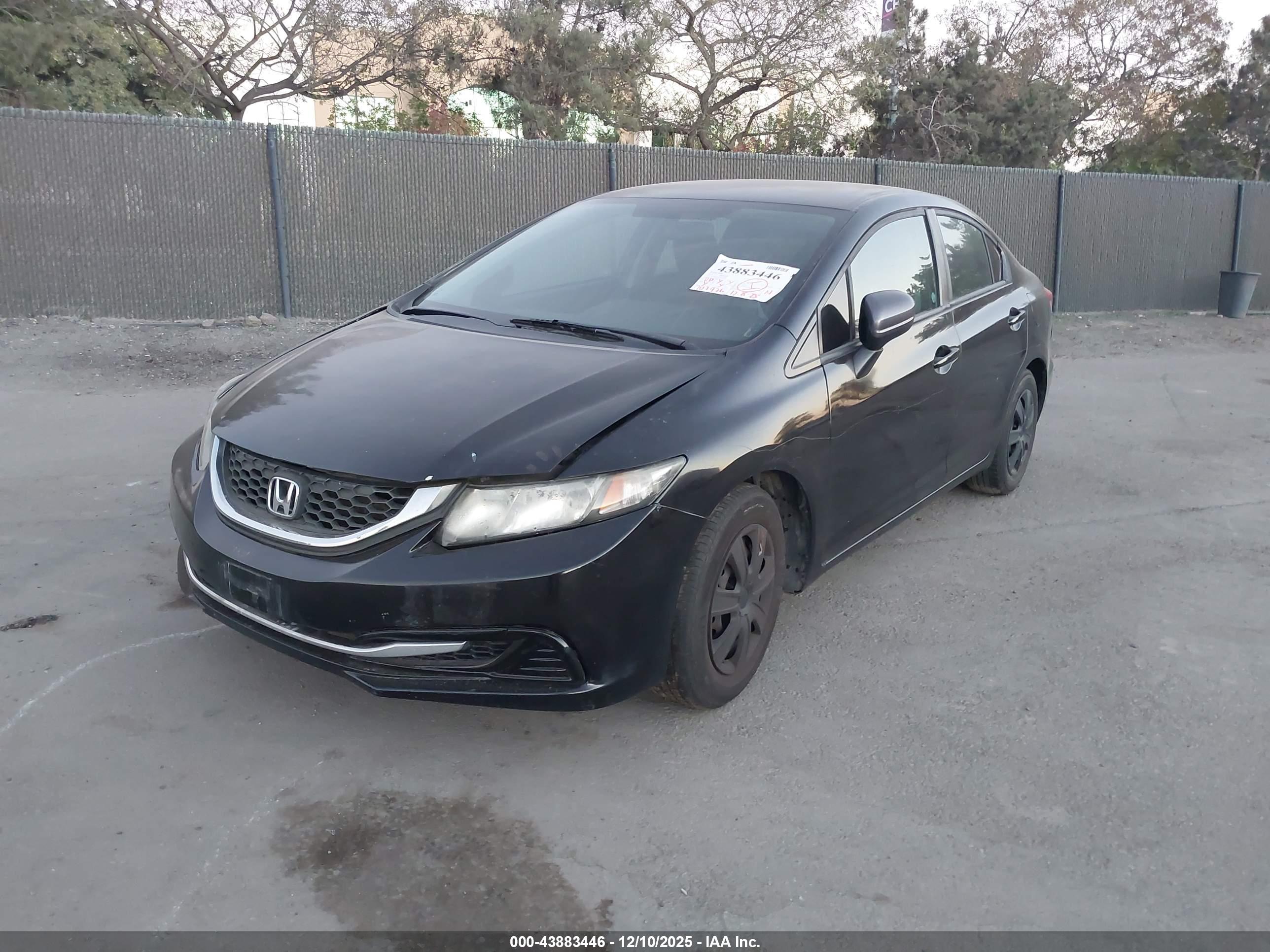 HONDA CIVIC image 2