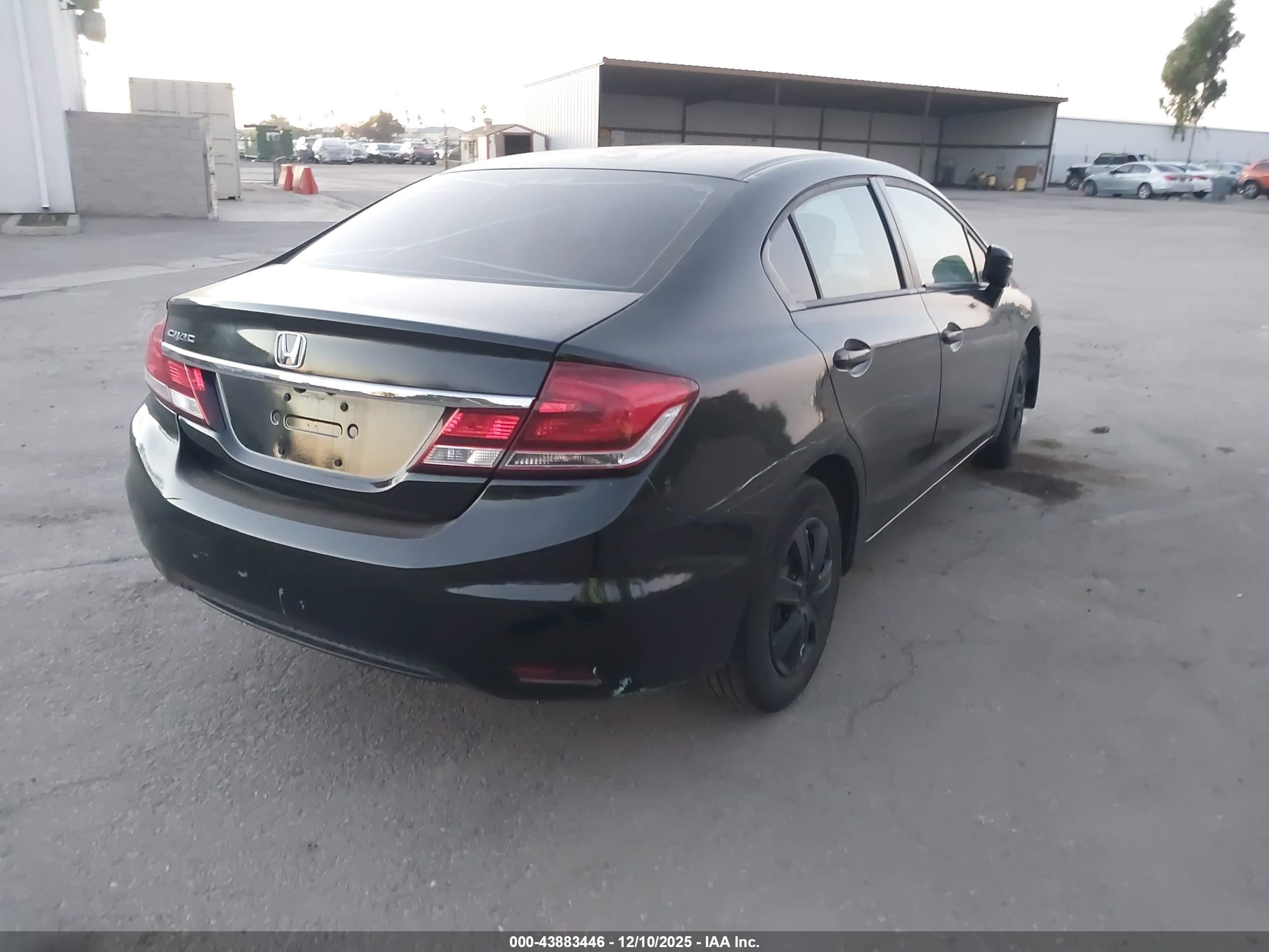 HONDA CIVIC image 4