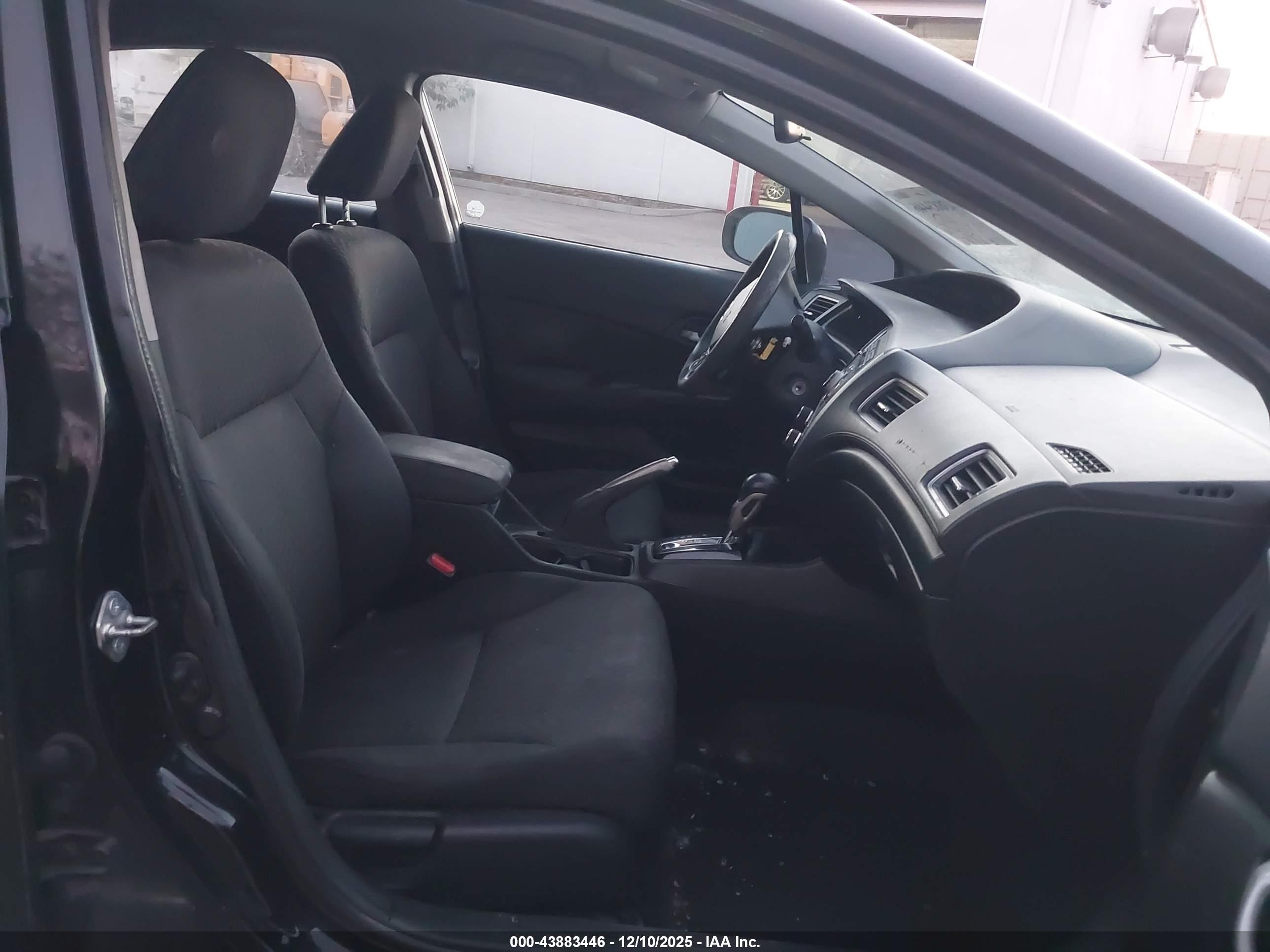 HONDA CIVIC image 5
