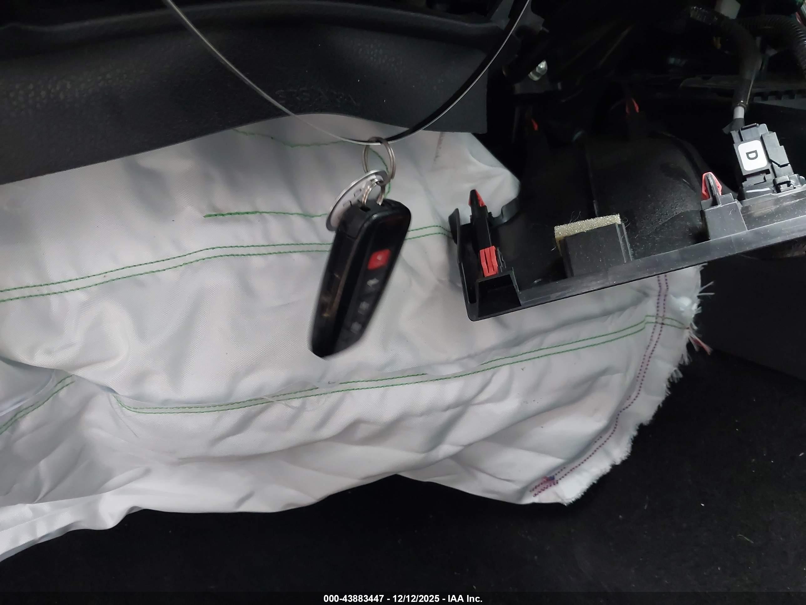 TOYOTA CAMRY image 11