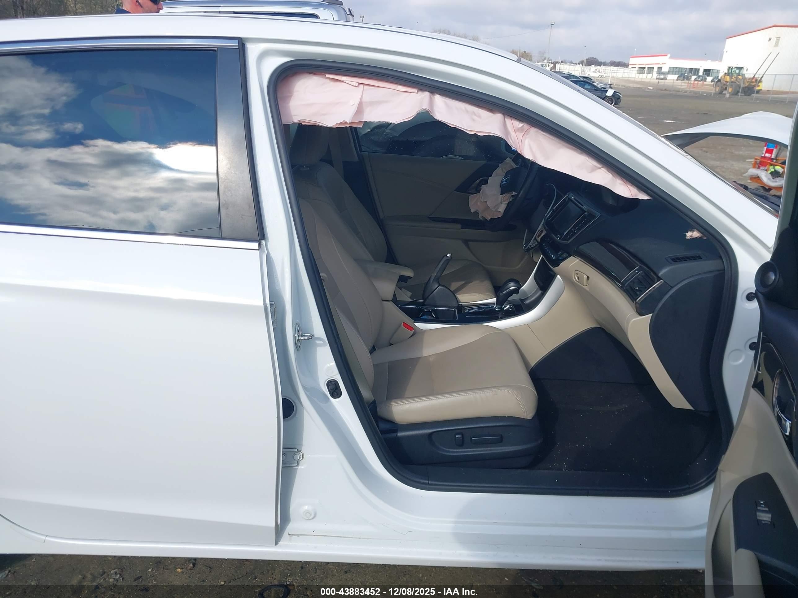 HONDA ACCORD image 5