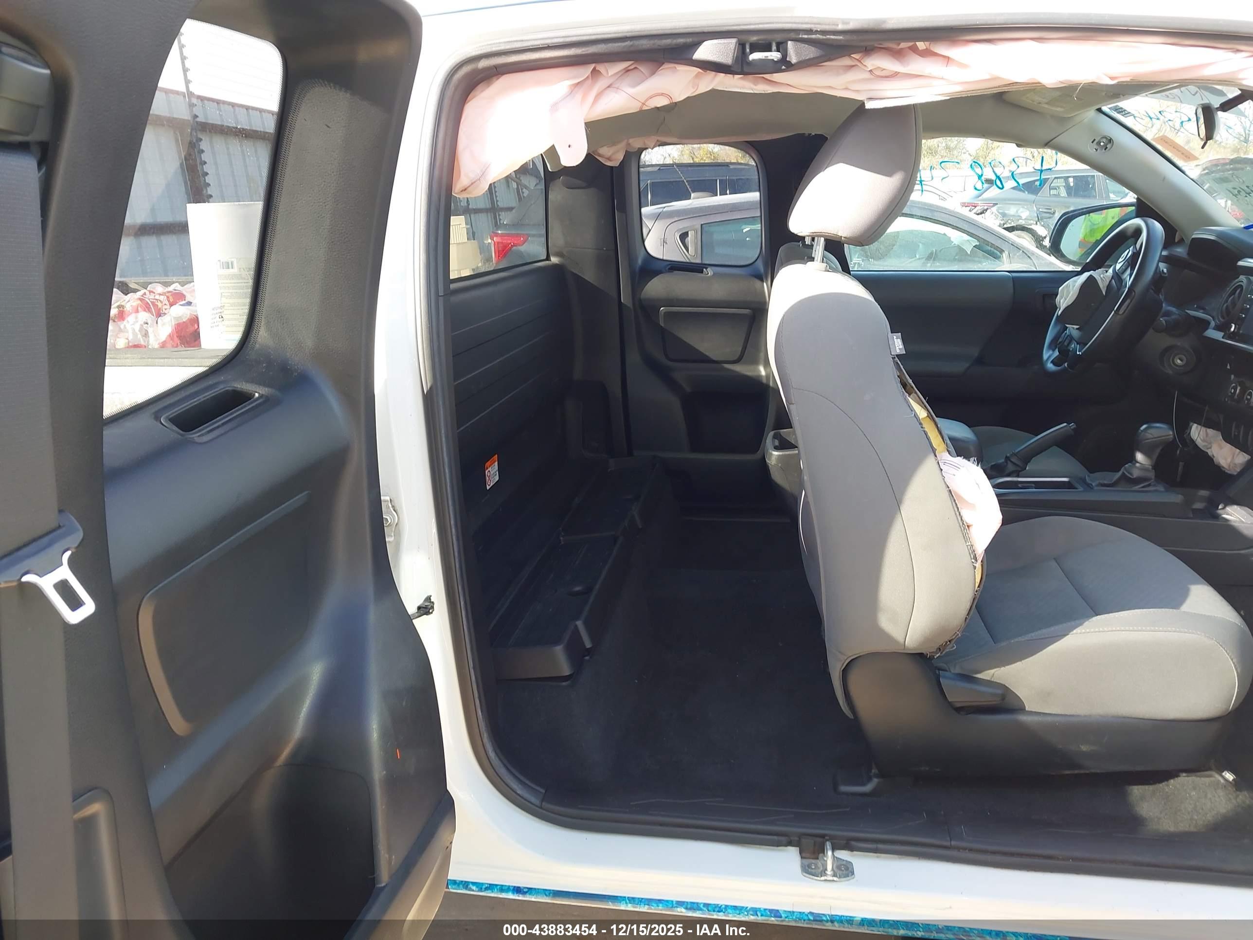 TOYOTA TACOMA image 8