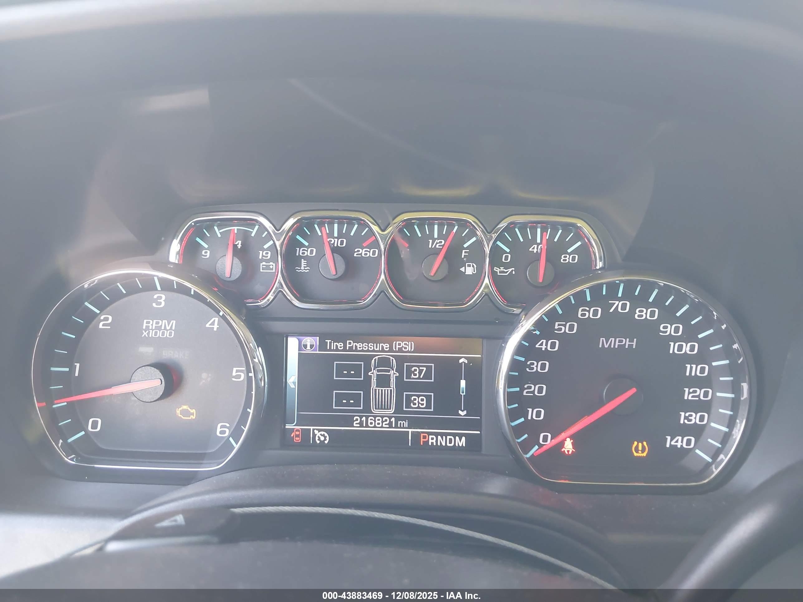 CHEVROLET SILVERADO image 7
