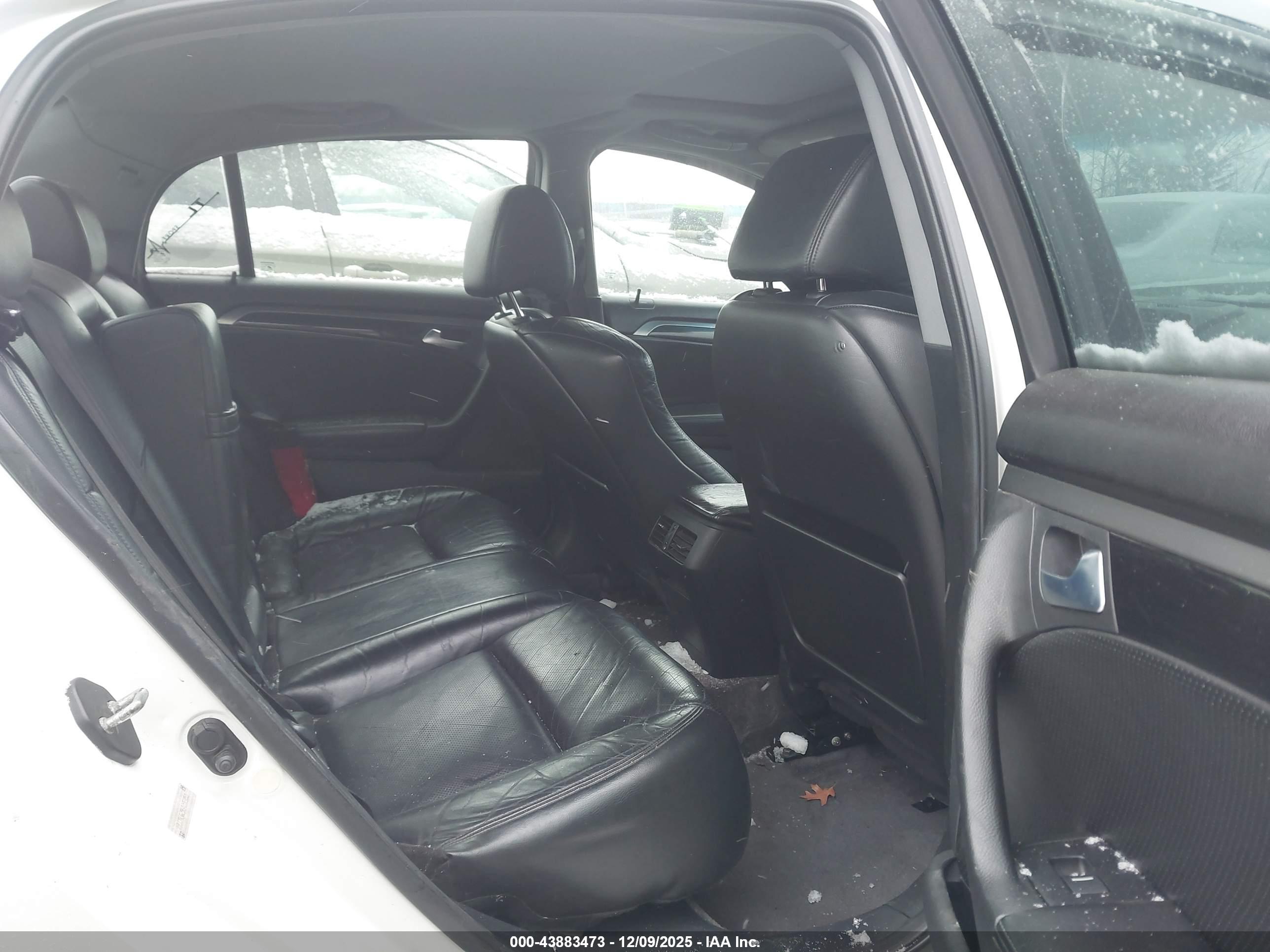 ACURA TL image 8