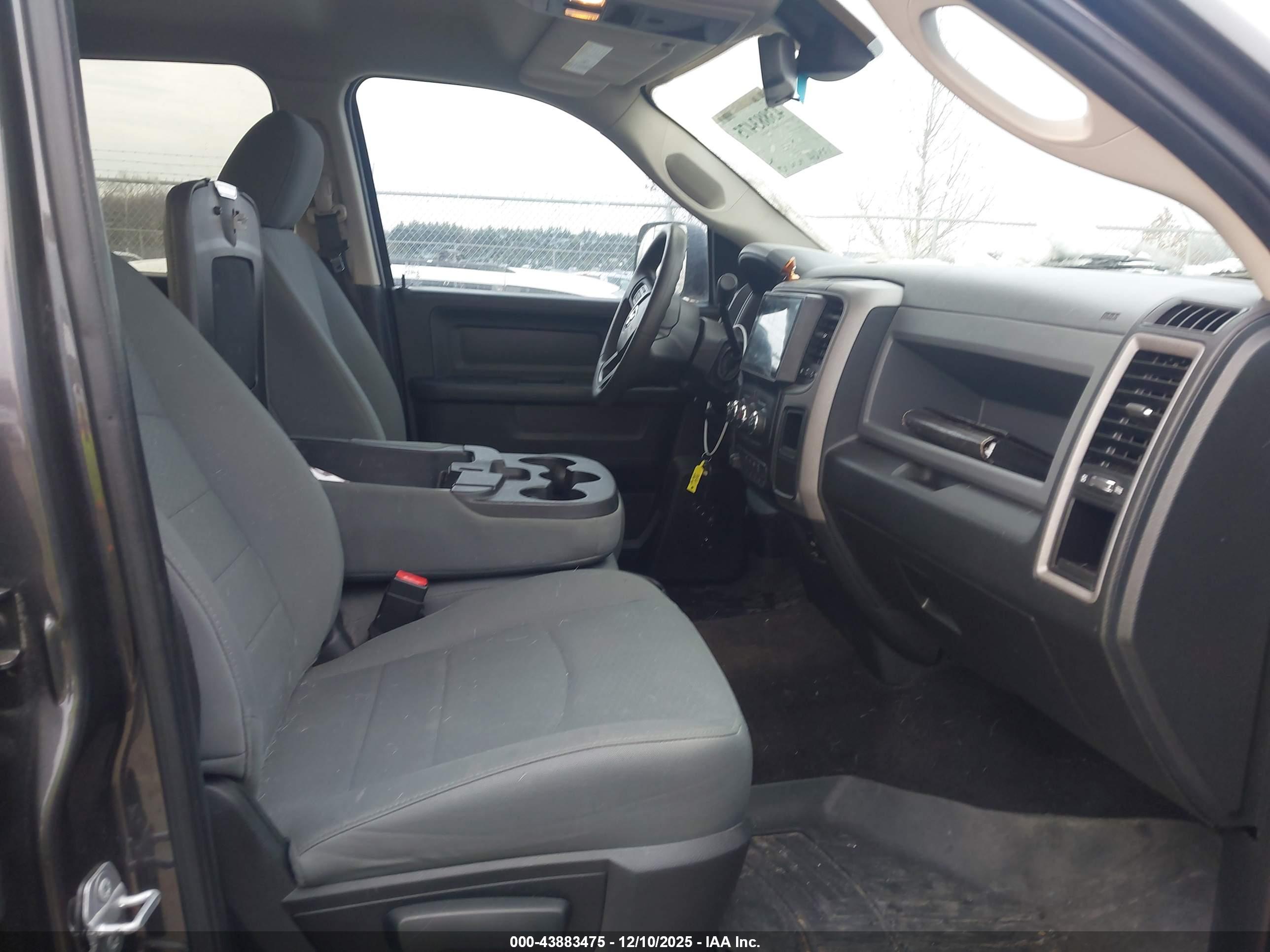 RAM 2500 image 5