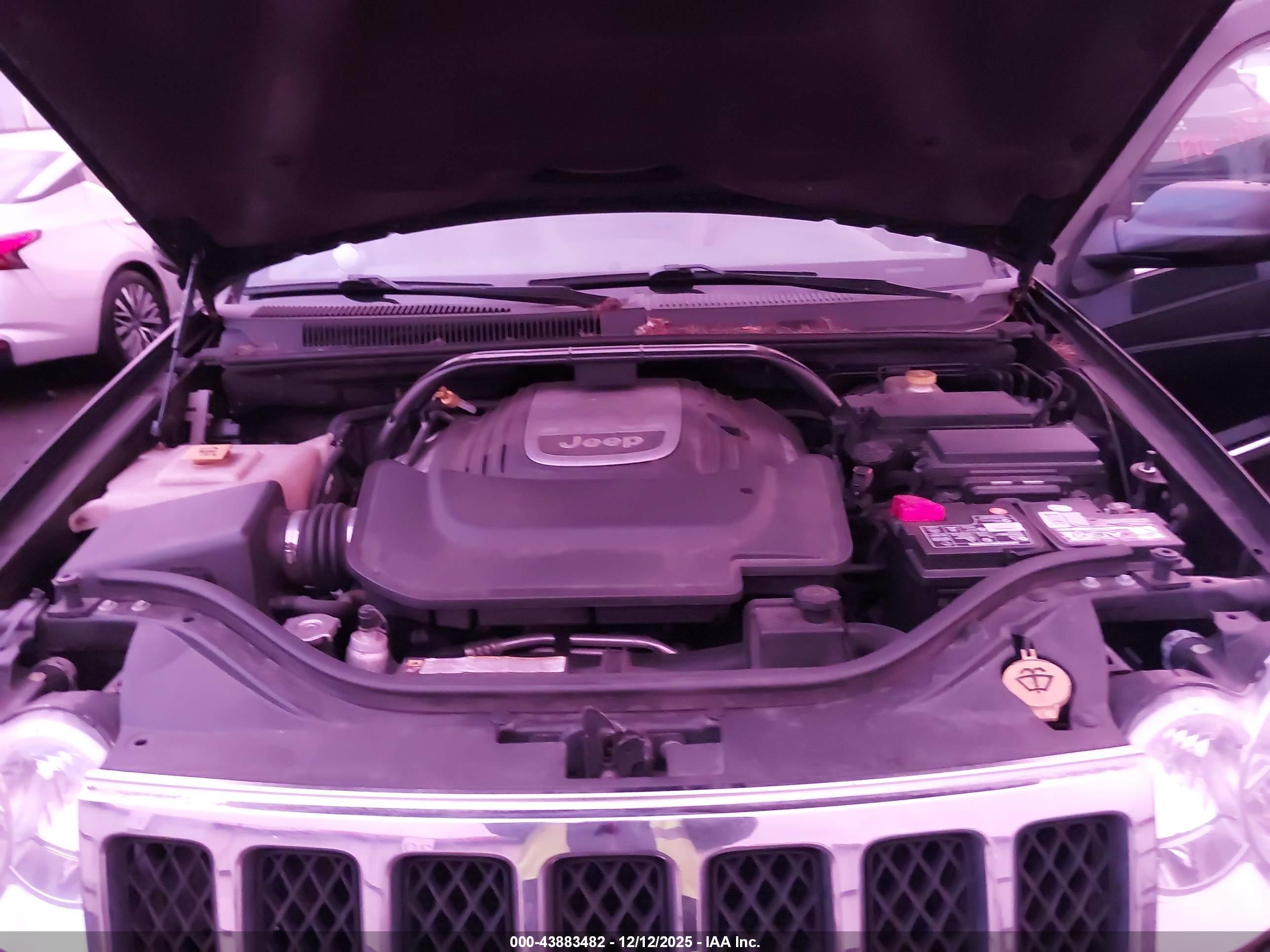 JEEP GRAND image 10