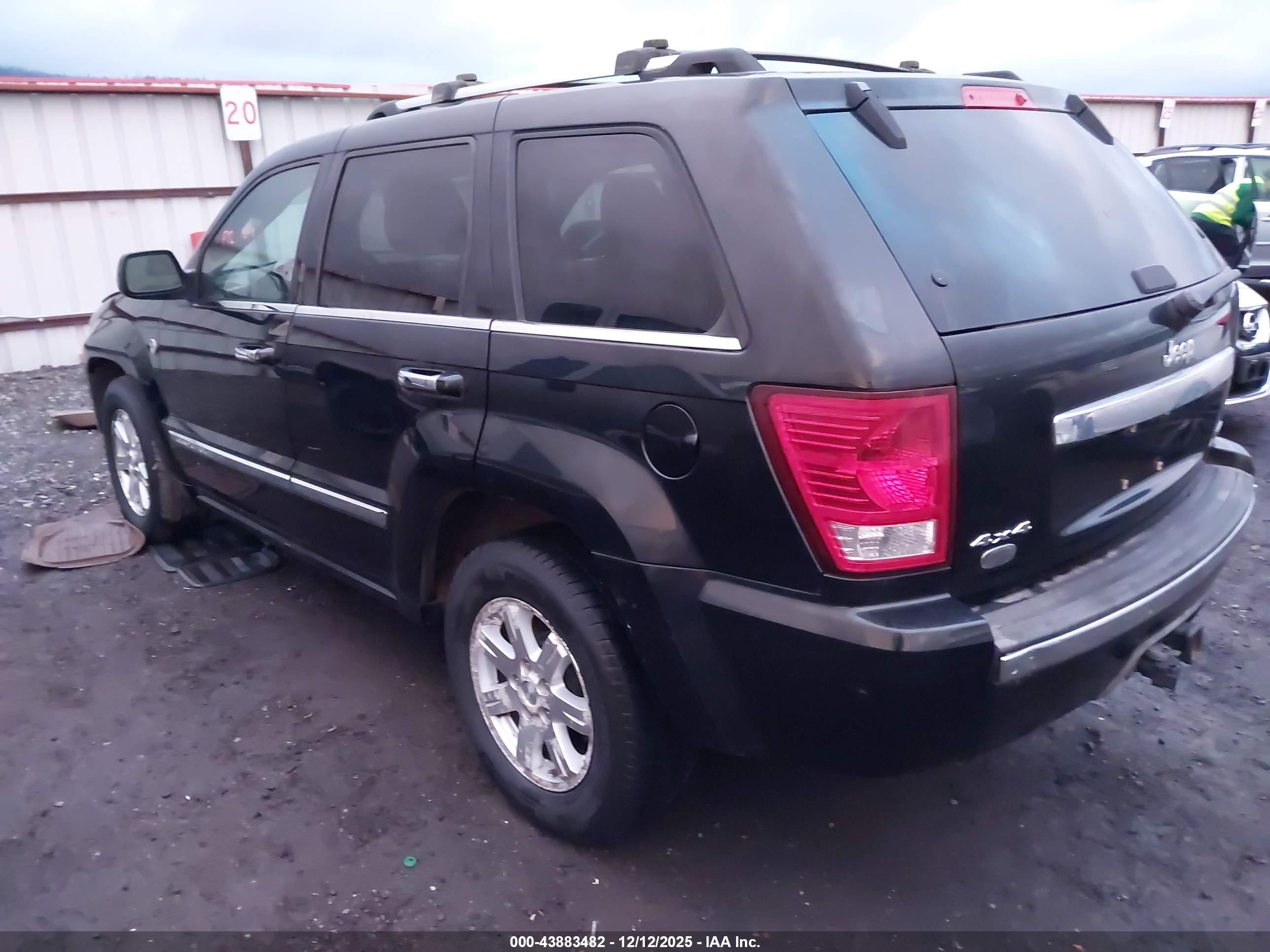 JEEP GRAND image 3