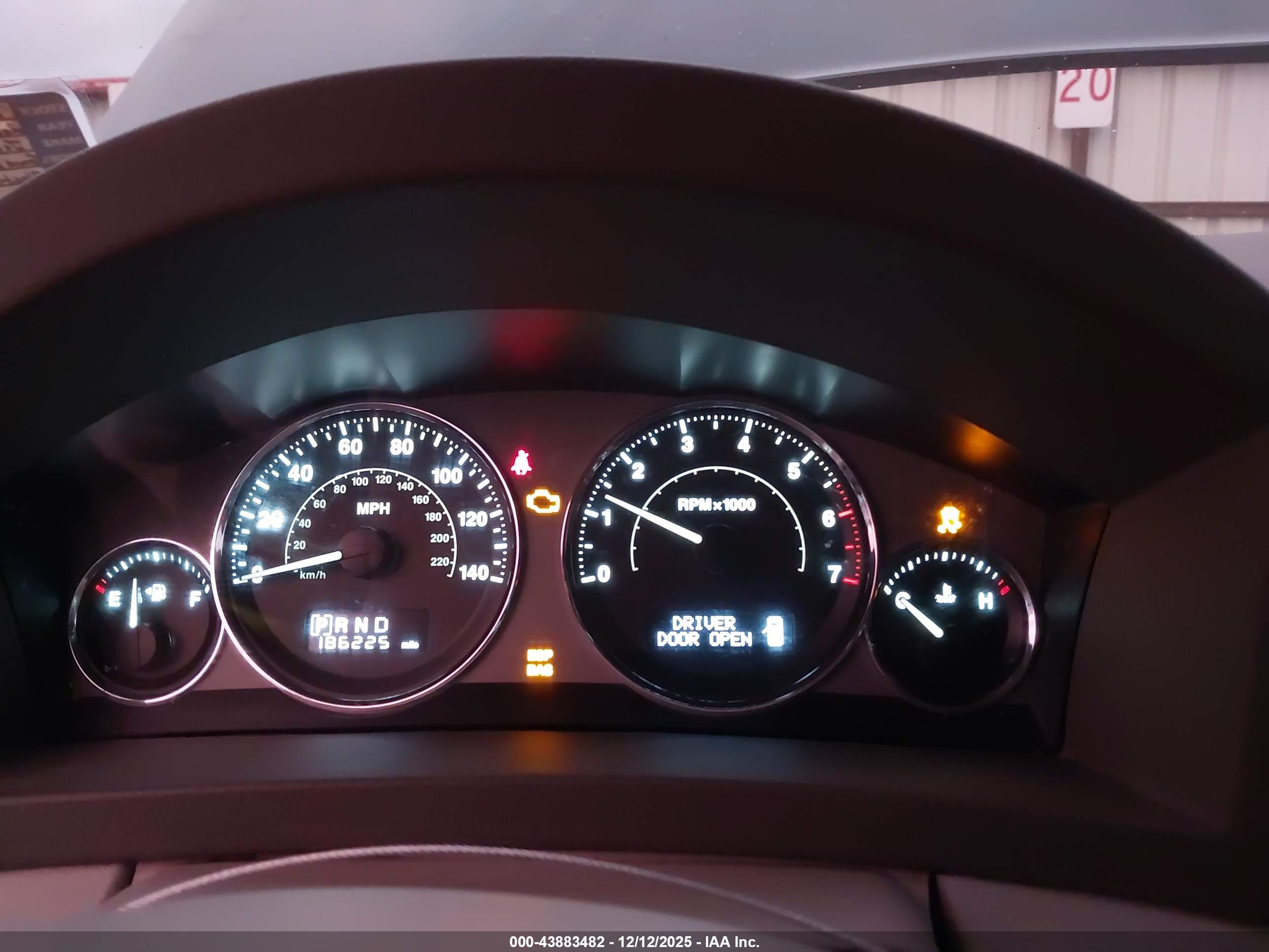 JEEP GRAND image 7