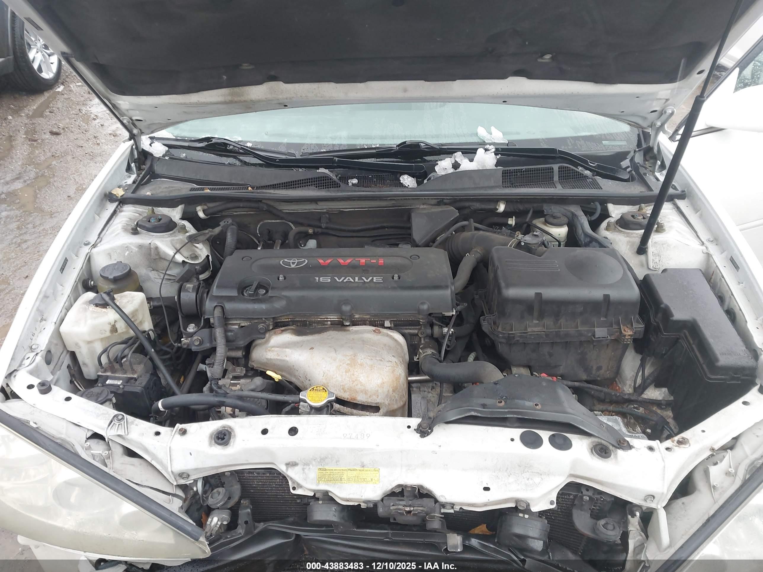 TOYOTA CAMRY image 10