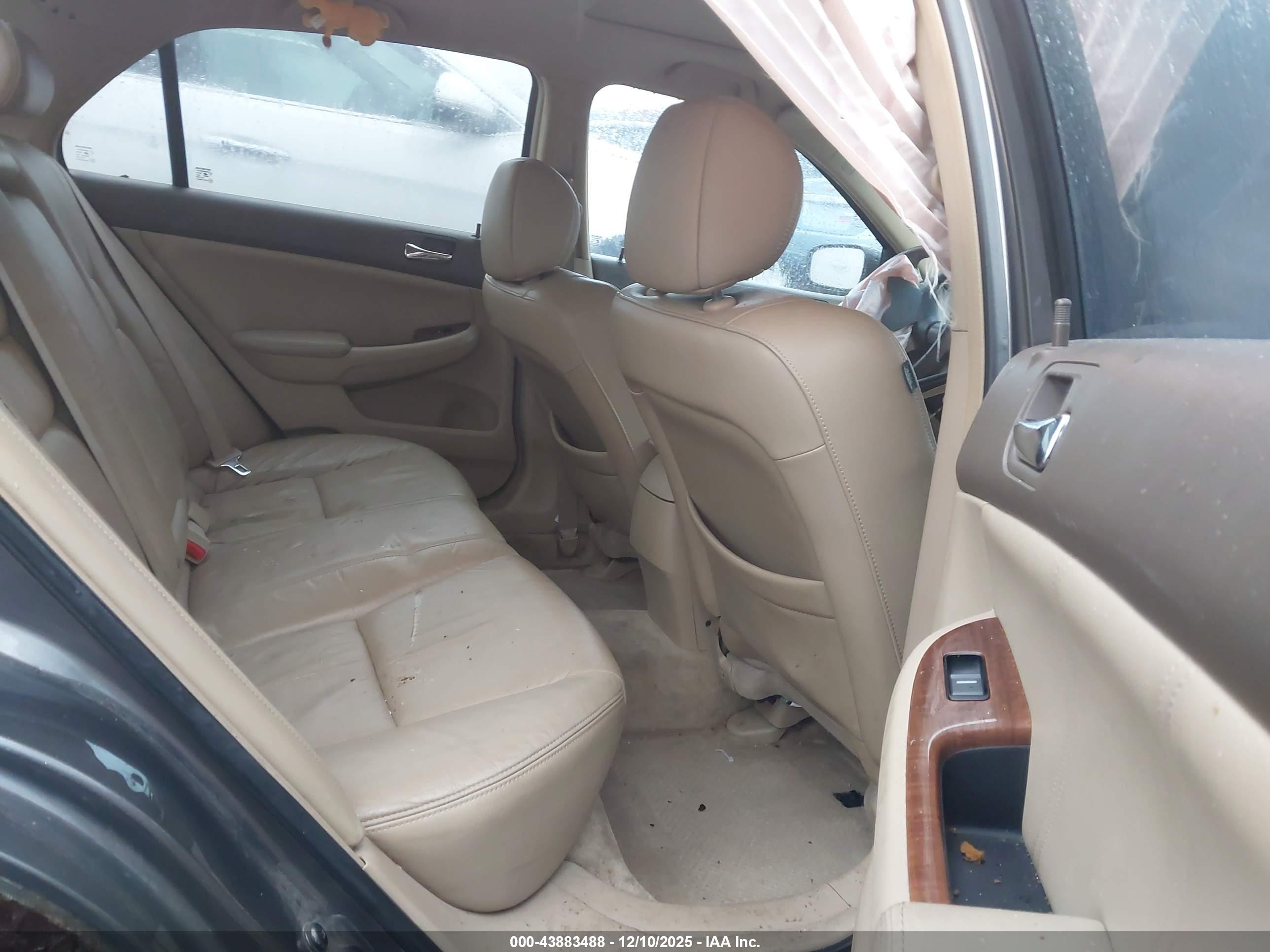 HONDA ACCORD image 8