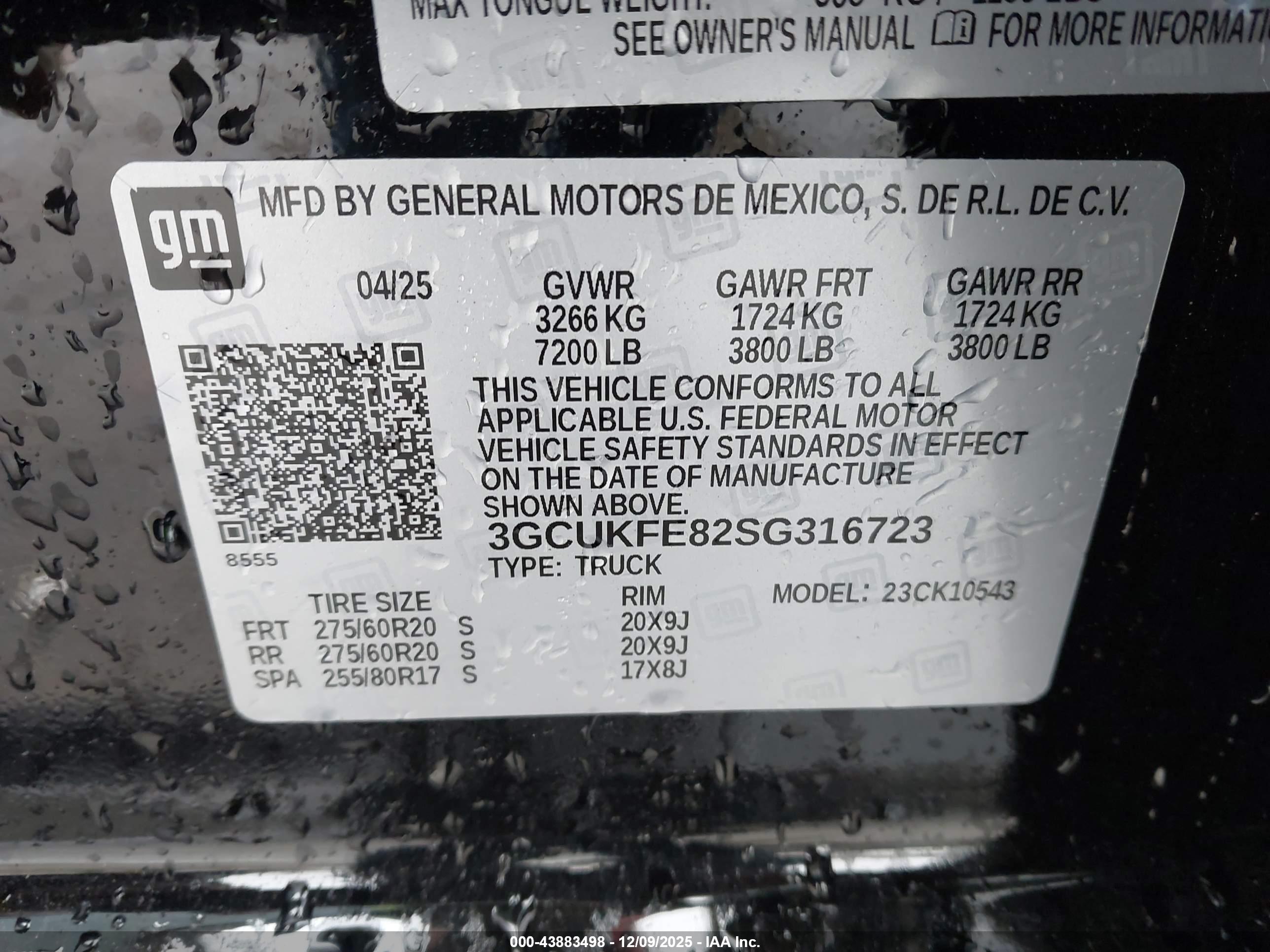 CHEVROLET SILVERADO image 9