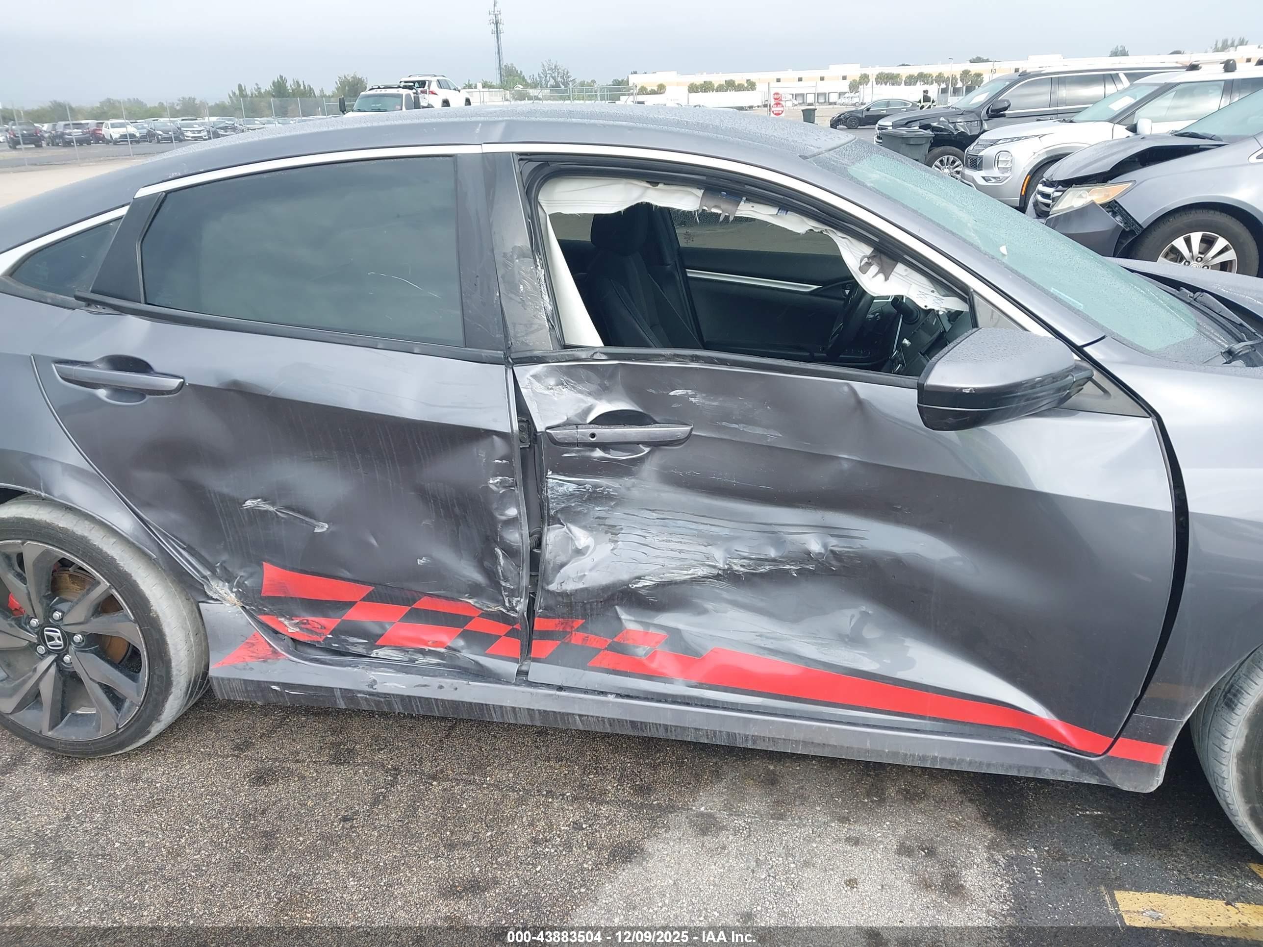 HONDA CIVIC image 6