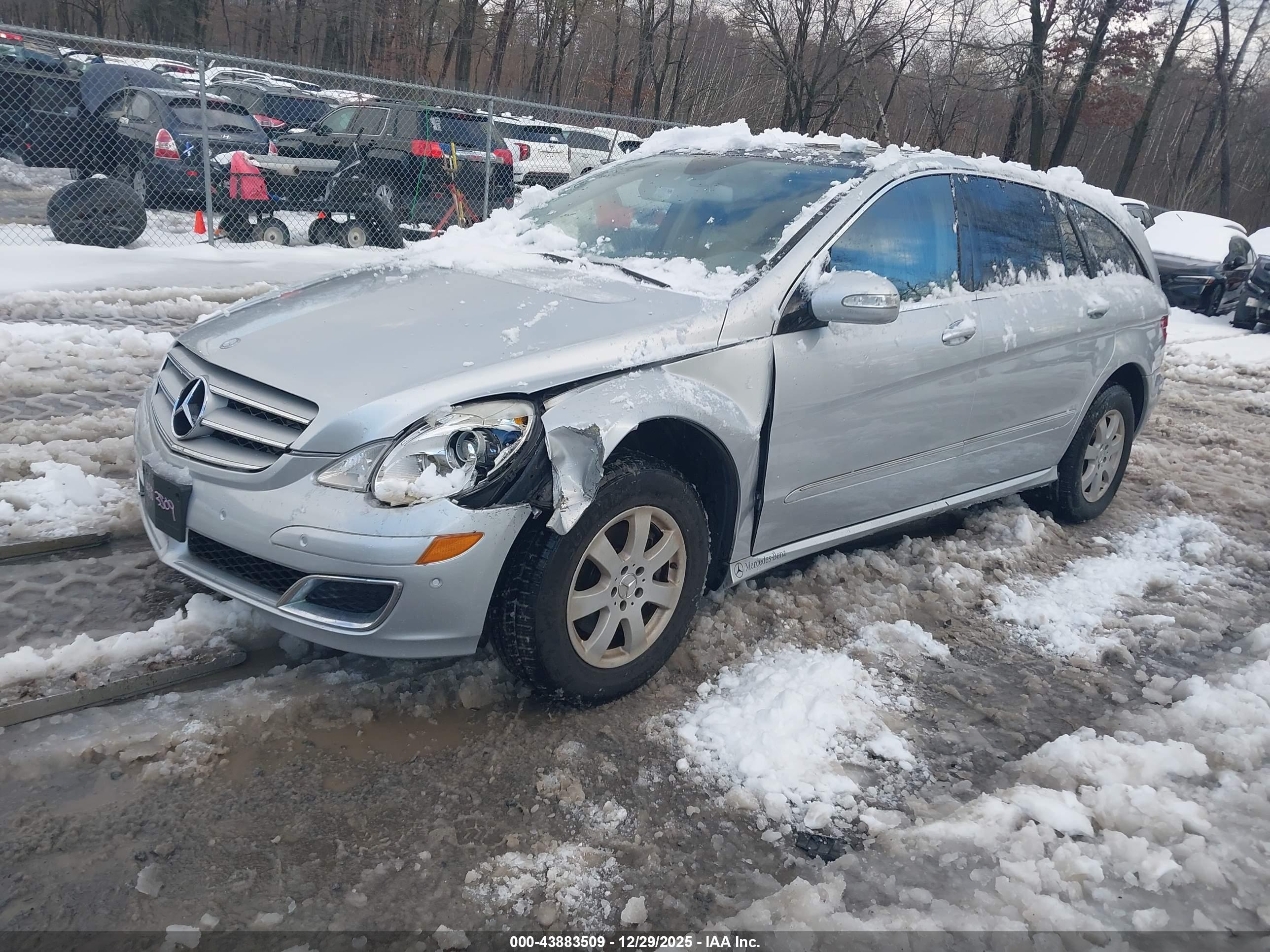 MERCEDES-BENZ R image 2