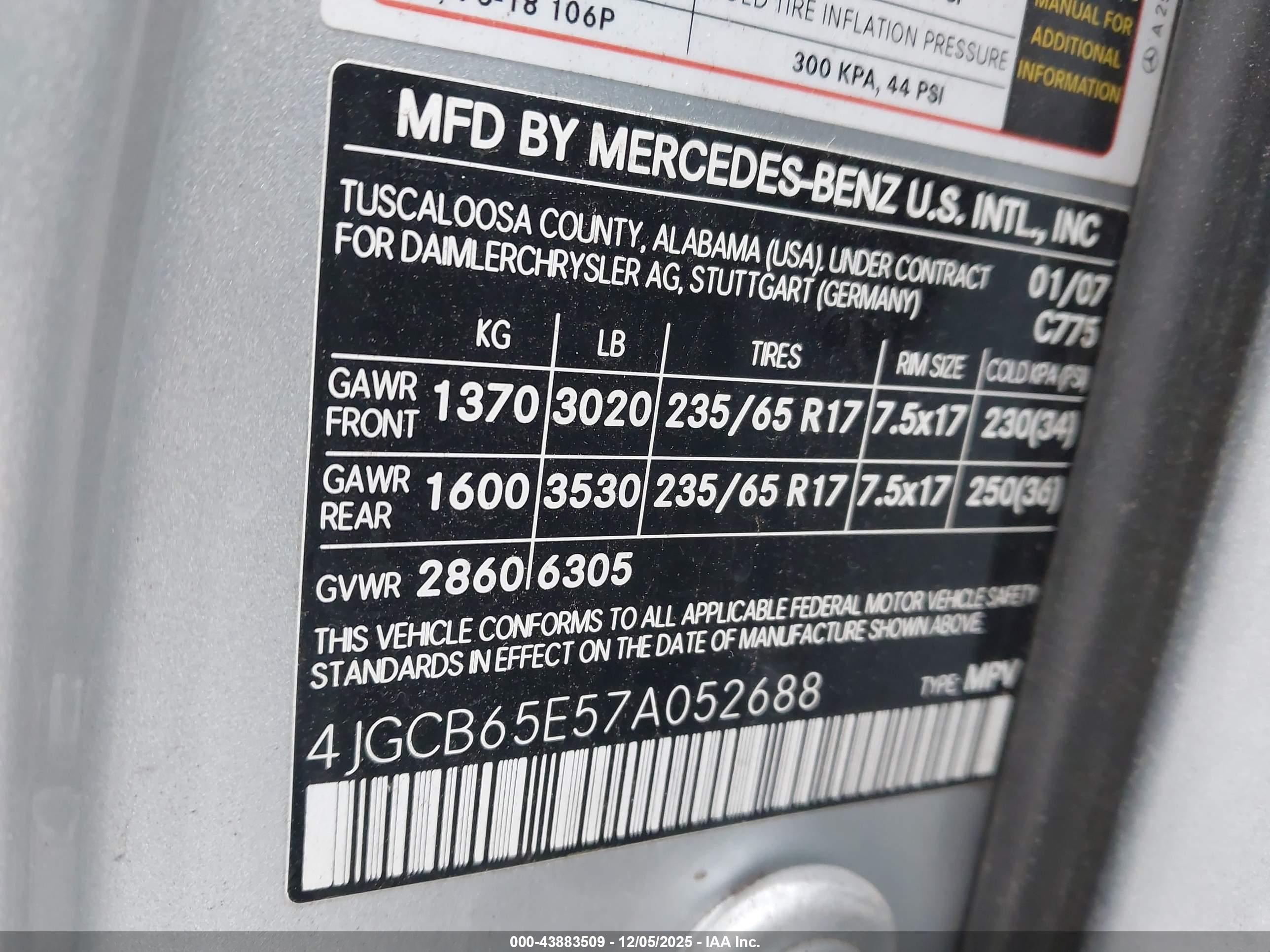 MERCEDES-BENZ R image 9