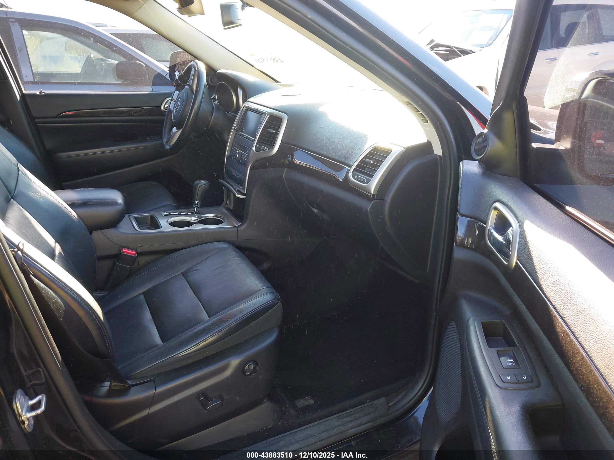 JEEP GRAND image 5
