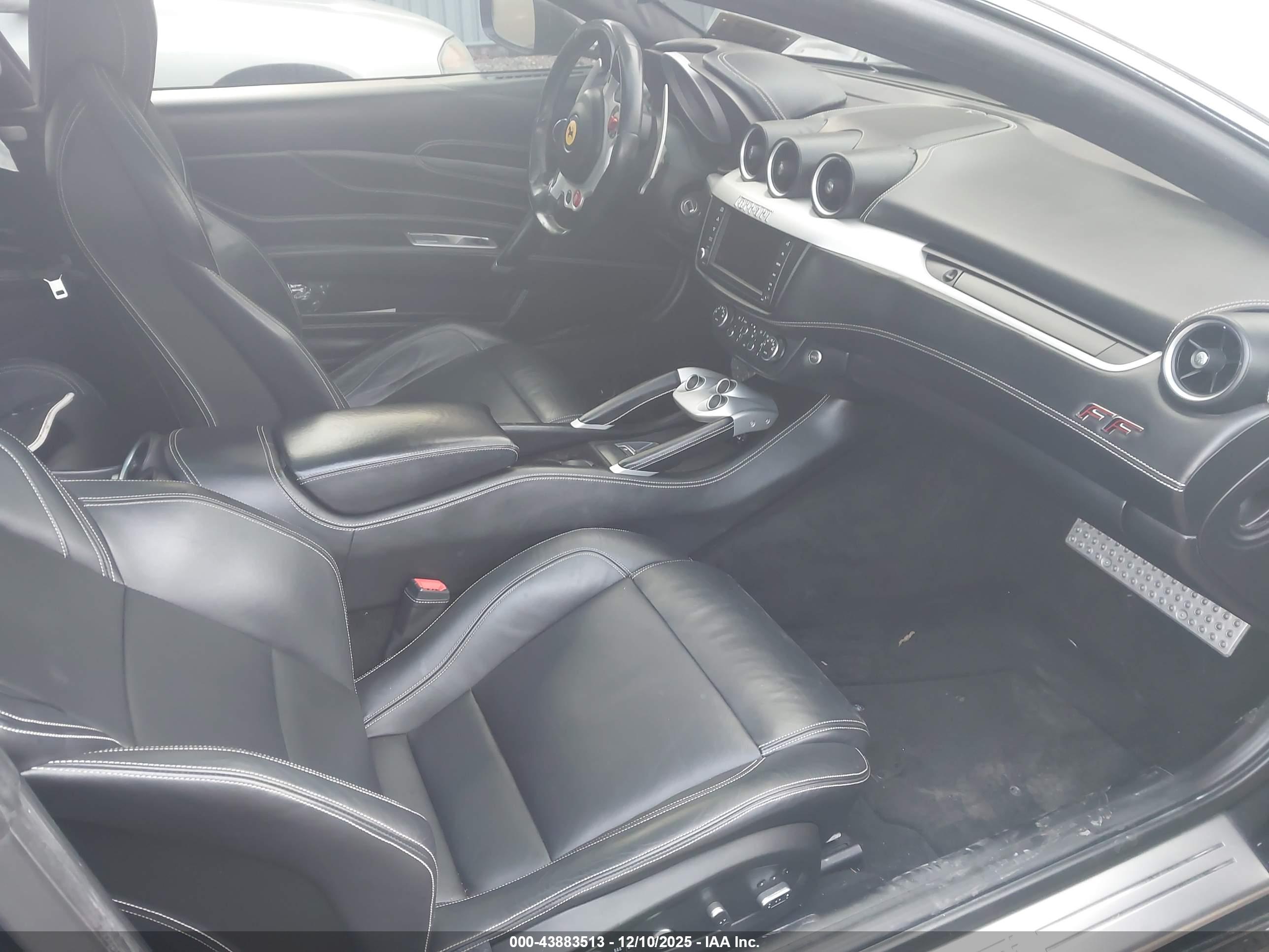 FERRARI FF image 5