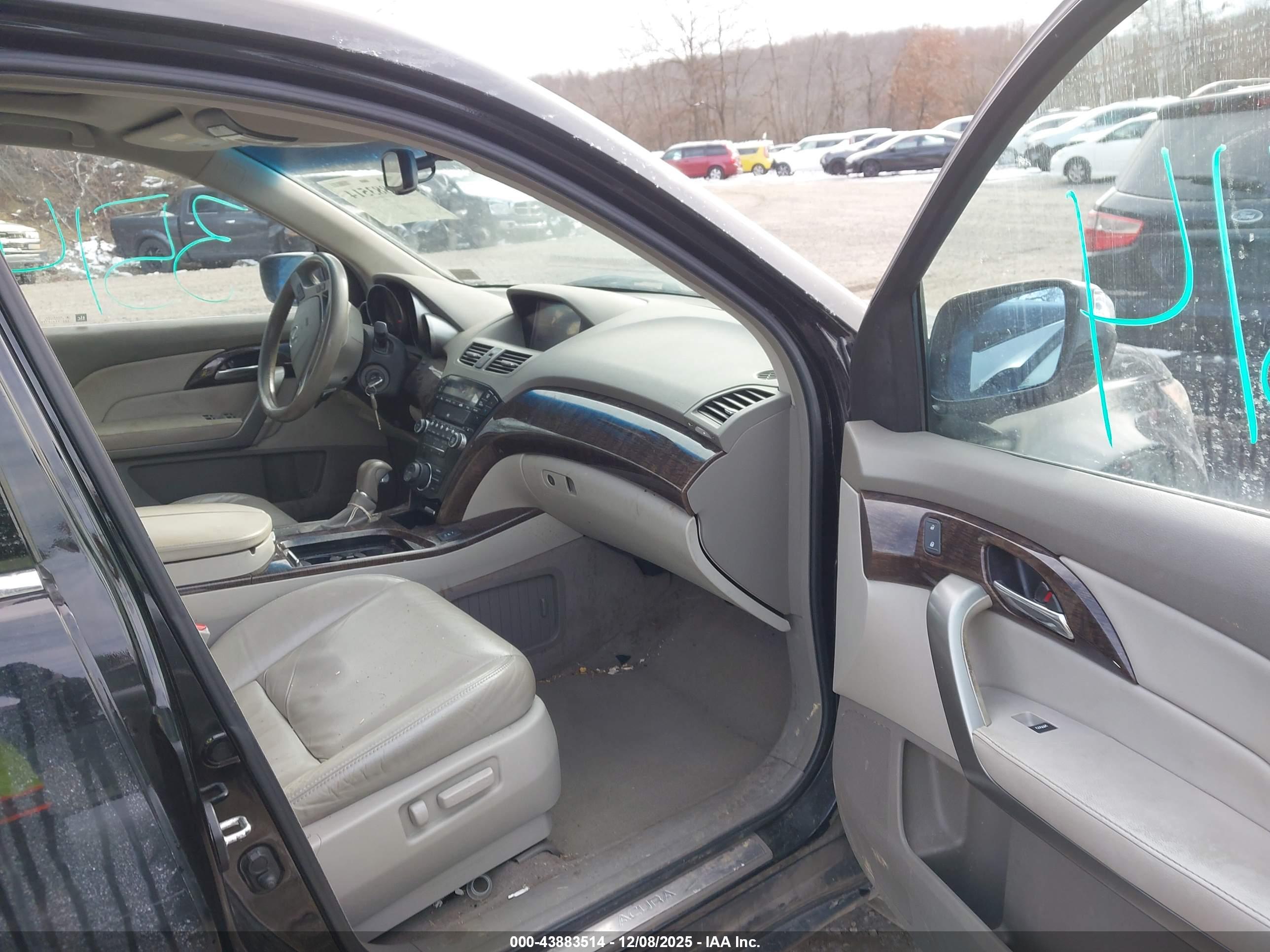 ACURA MDX image 5