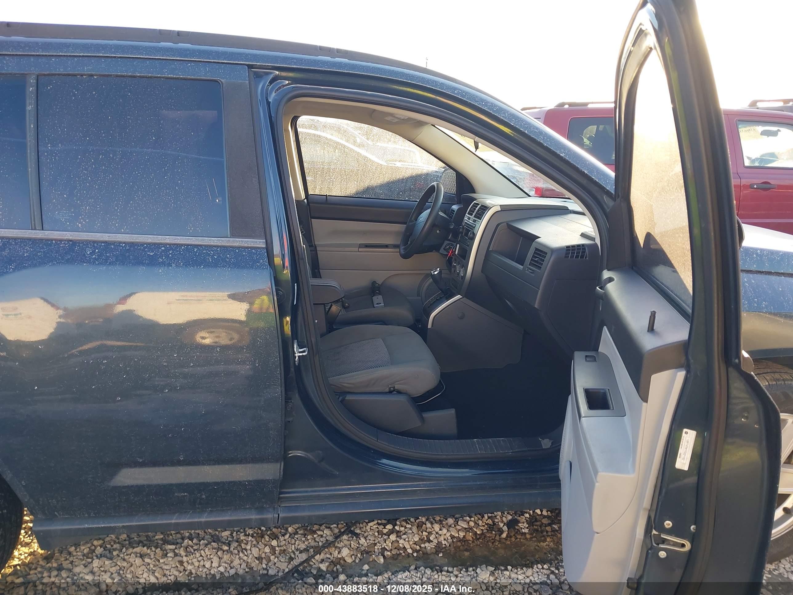 JEEP COMPASS image 5
