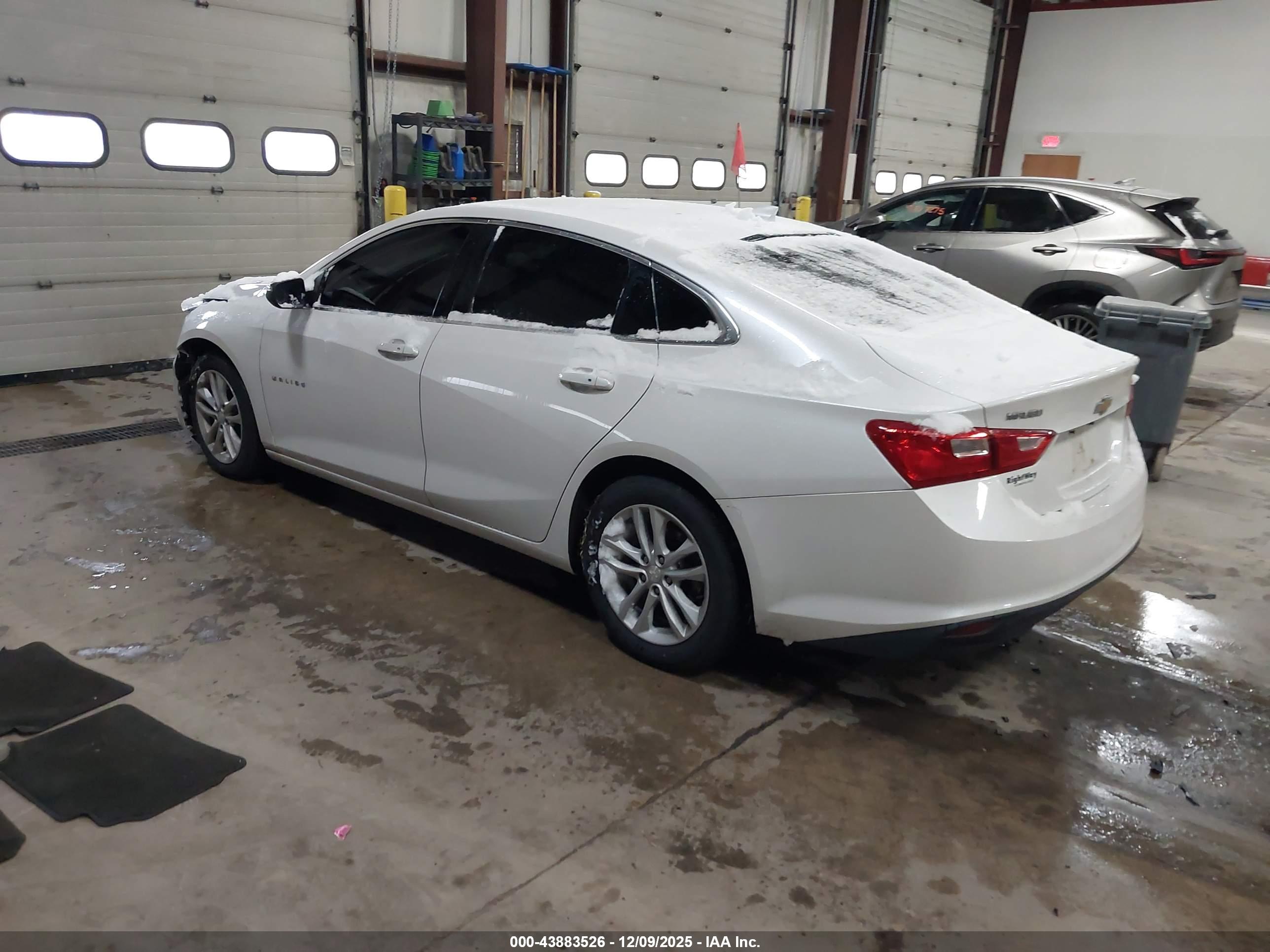 CHEVROLET MALIBU image 3