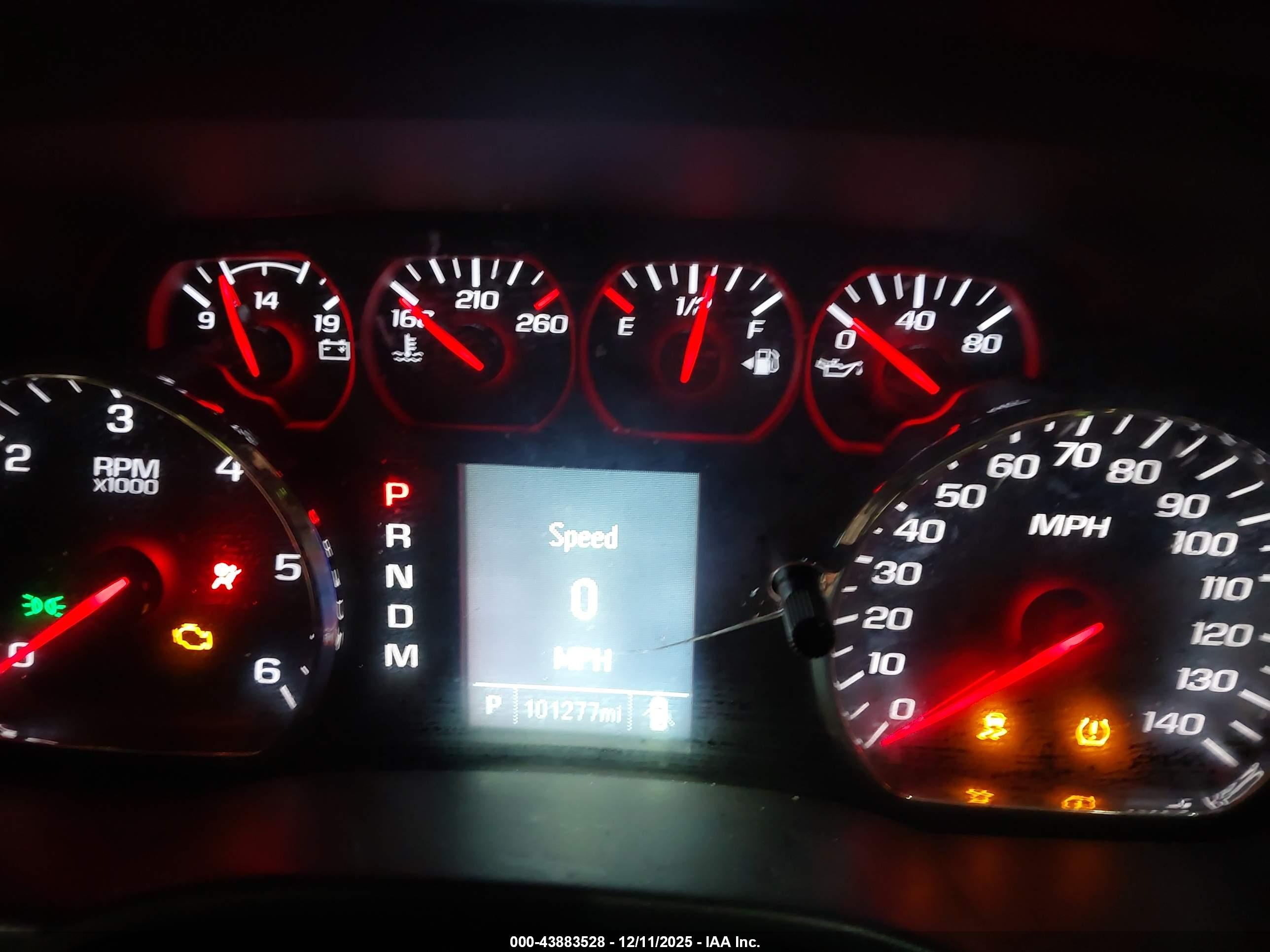 CHEVROLET SILVERADO image 7