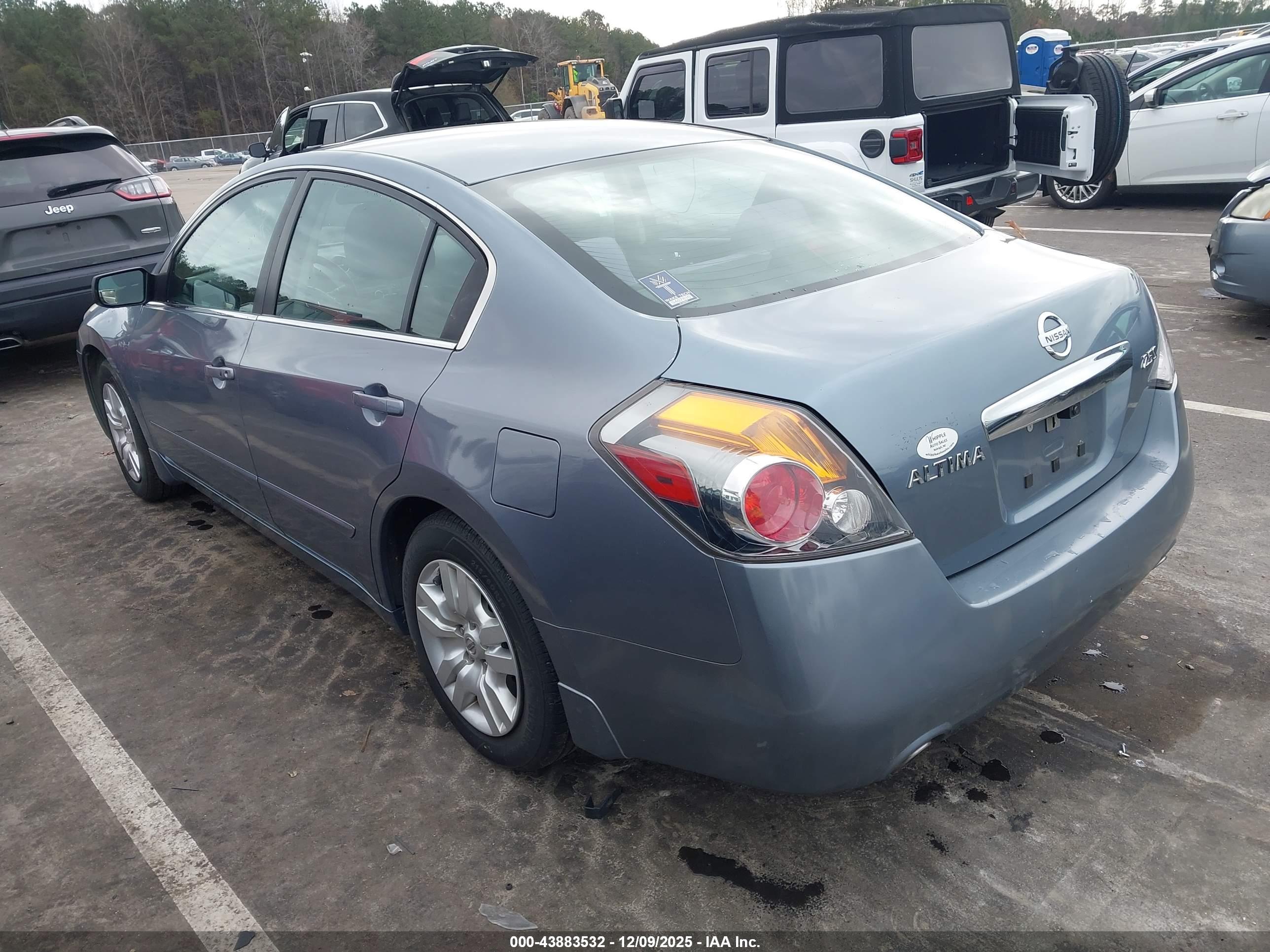 NISSAN ALTIMA image 3