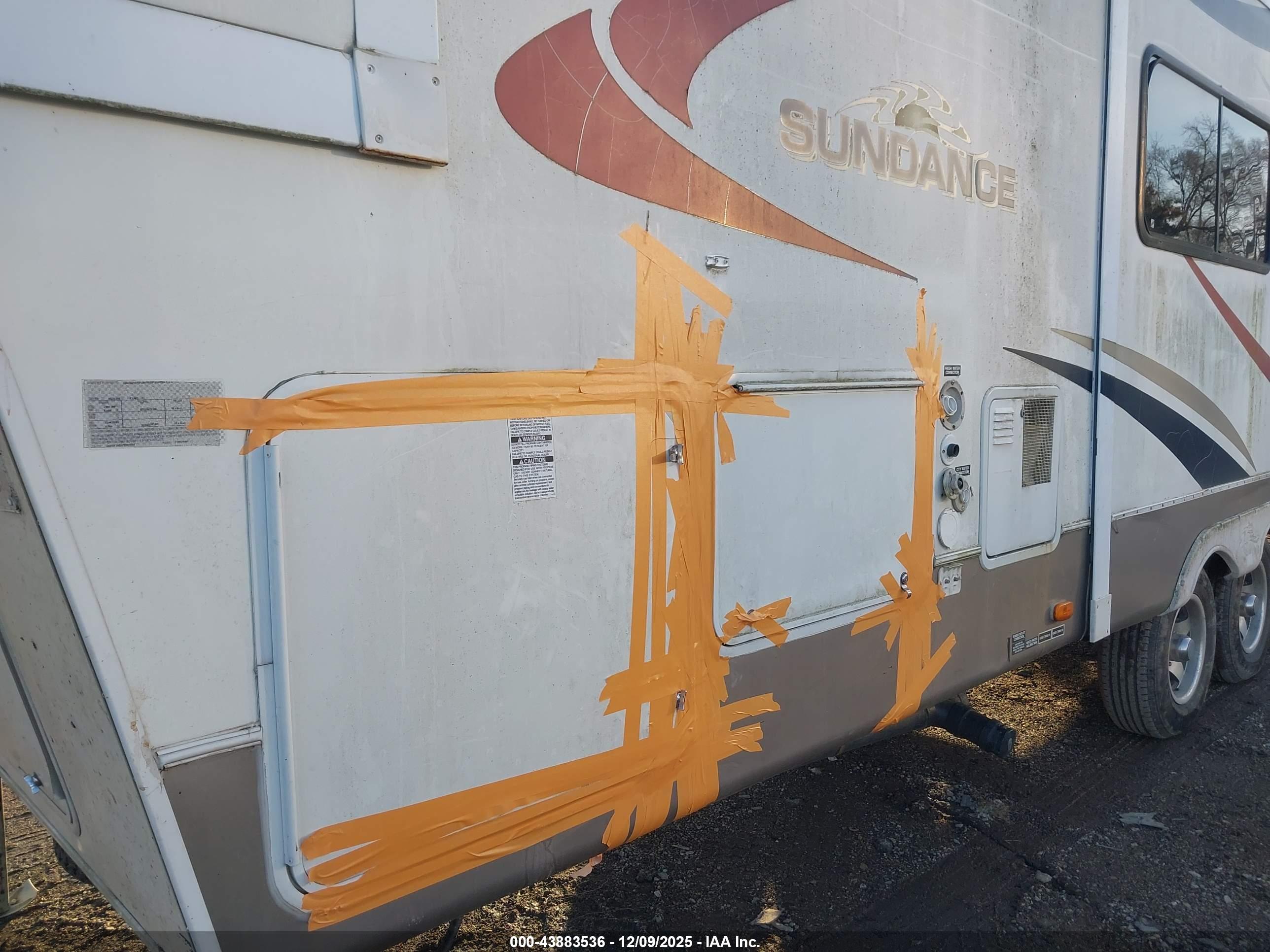 HEARTLAND. OTHER image 6