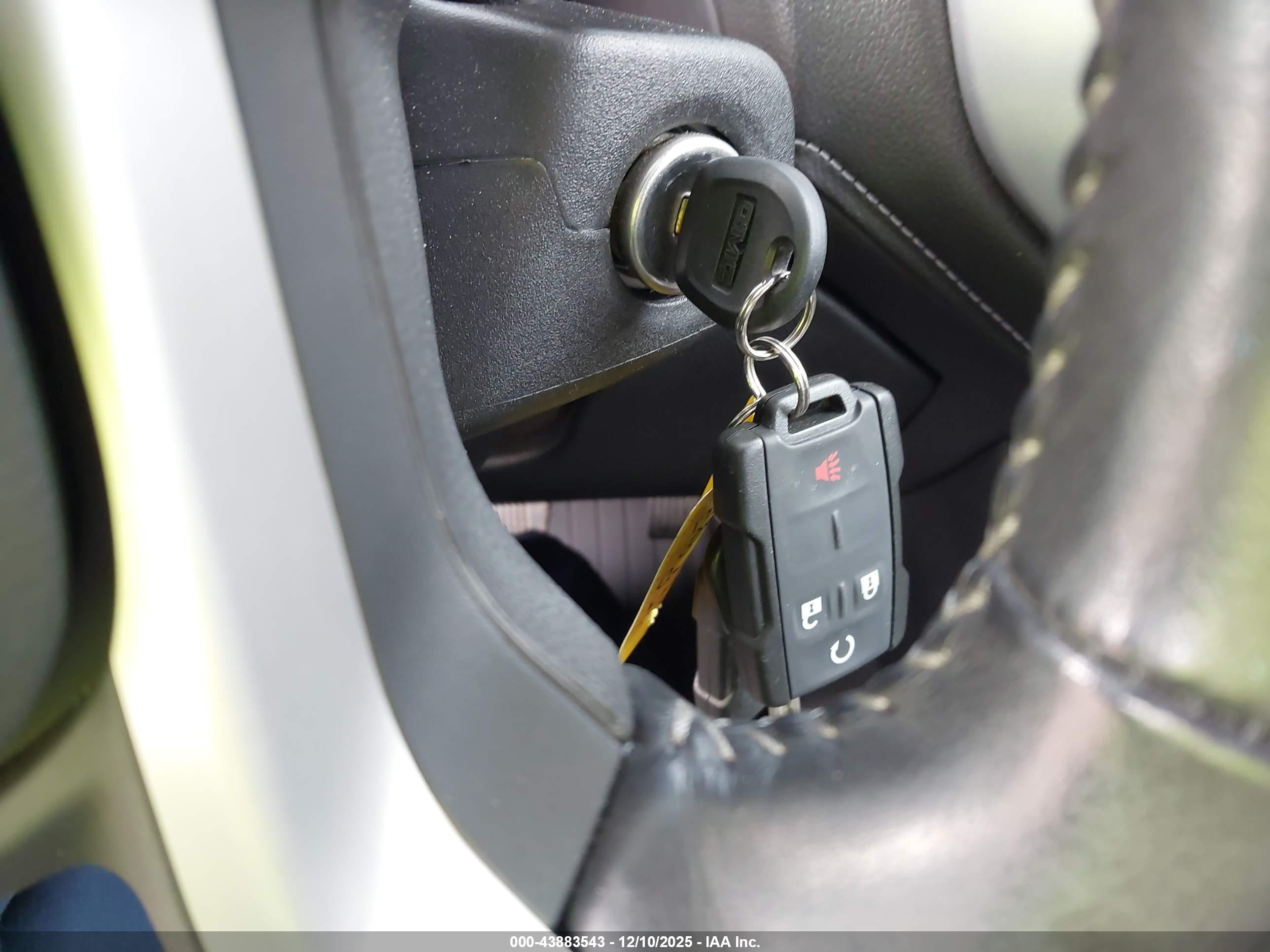 GMC CANYON image 11