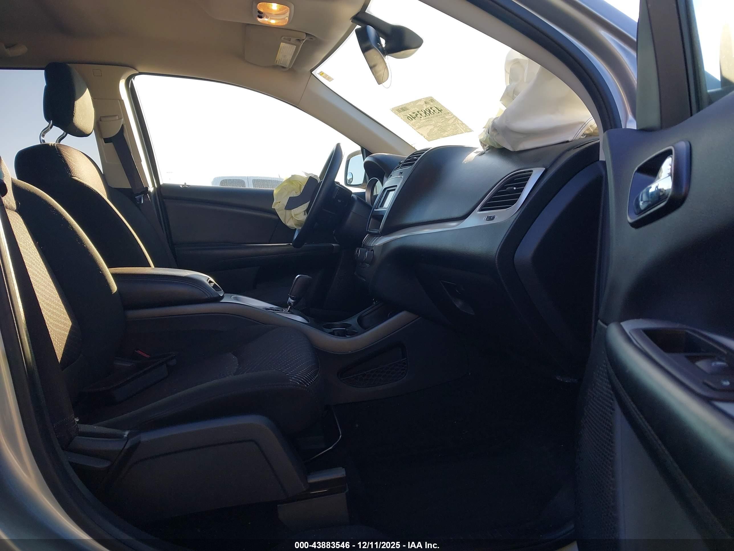 DODGE JOURNEY image 5