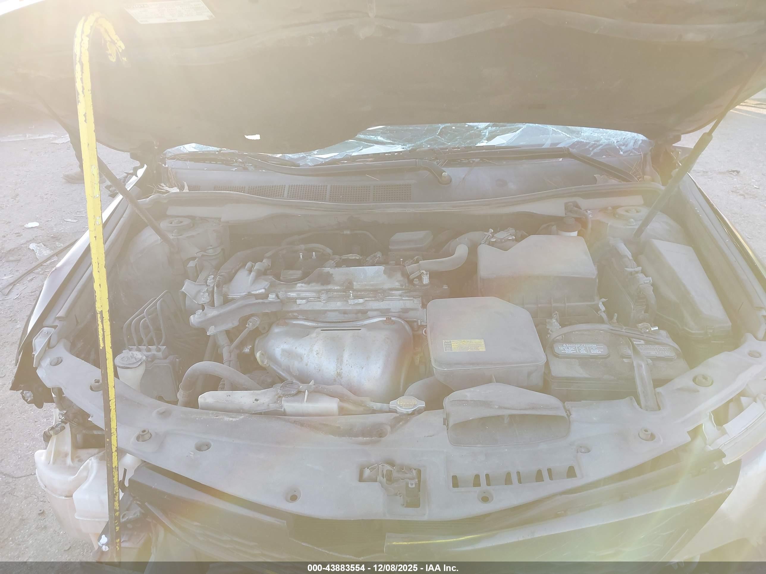 TOYOTA CAMRY image 10
