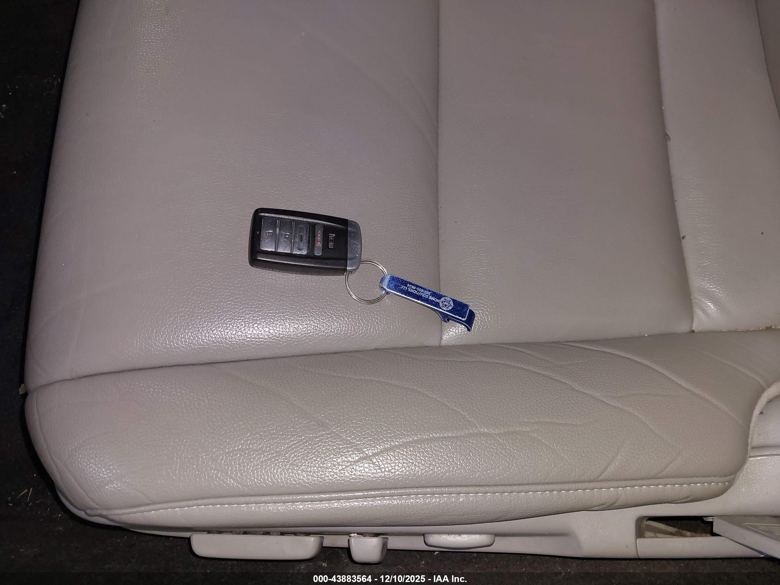 ACURA TLX image 11