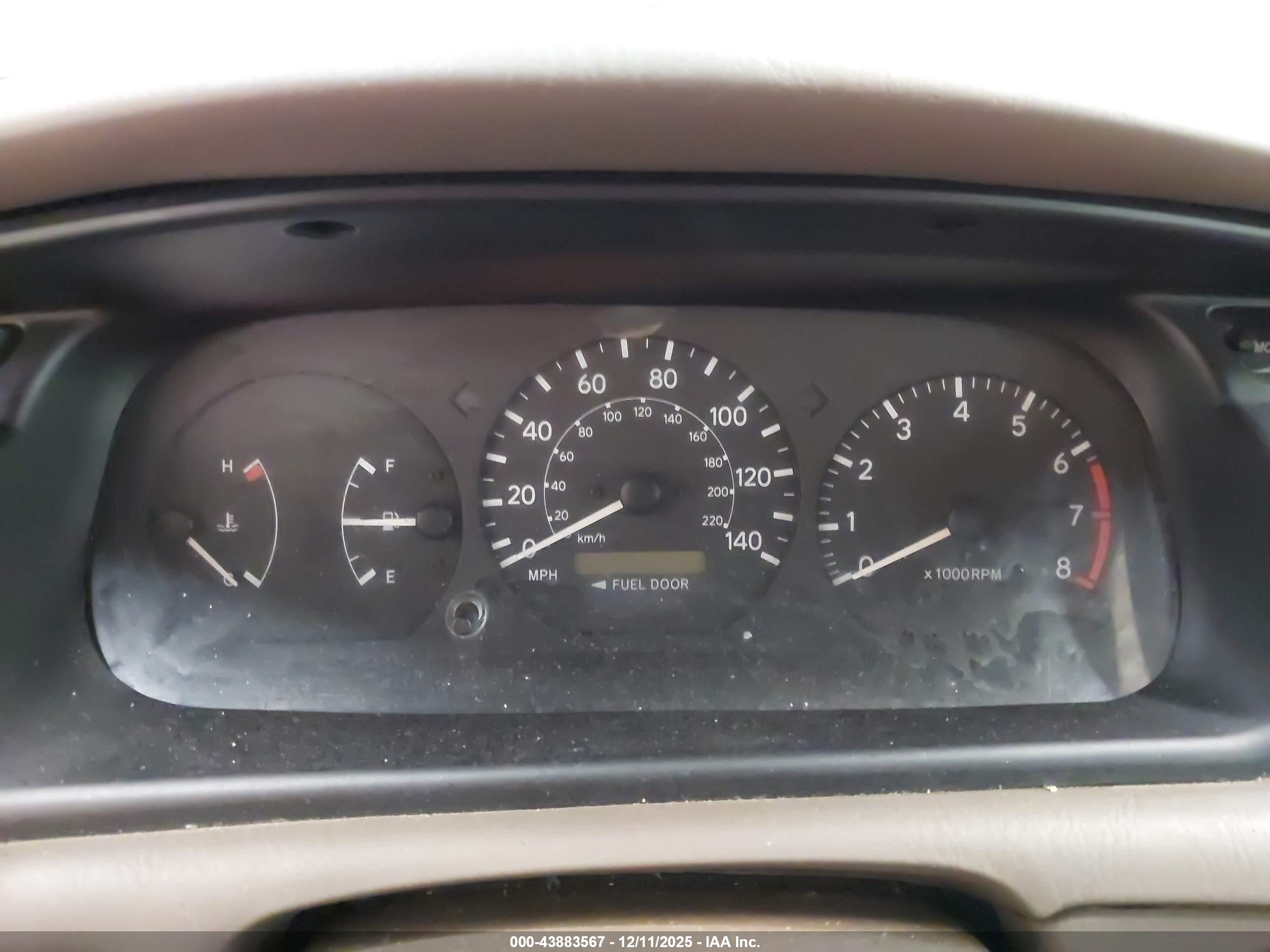TOYOTA CAMRY image 7