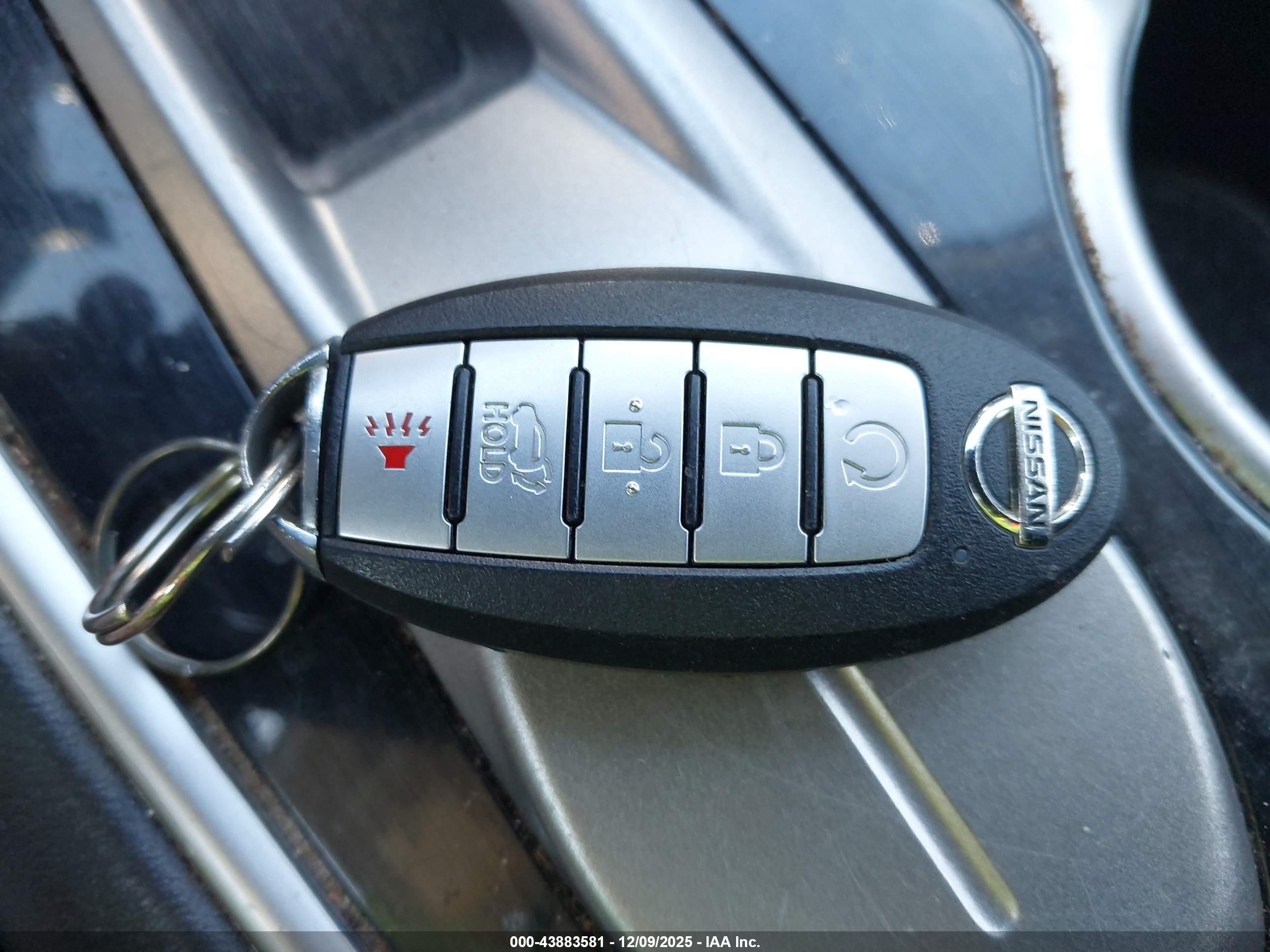 NISSAN PATHFINDER image 11